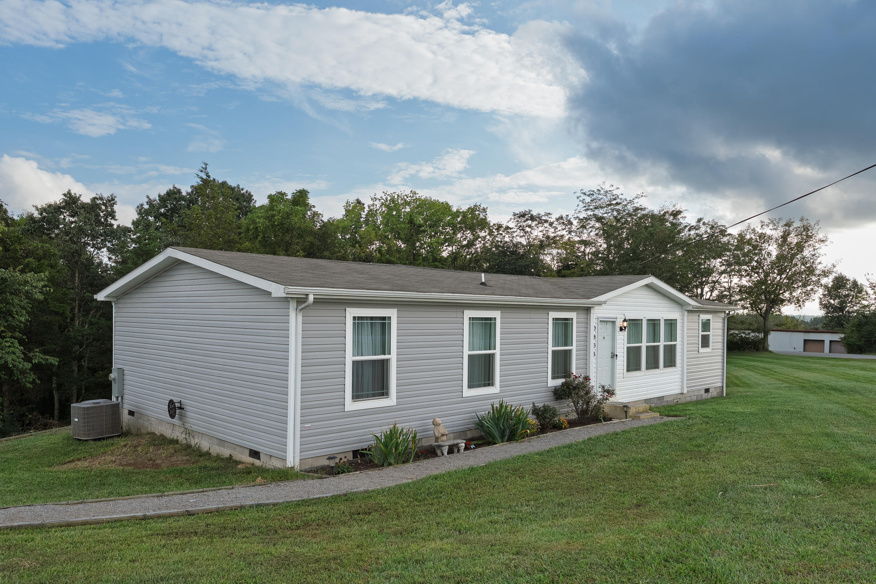 3838 Hogg Ridge Road Property Photo 1