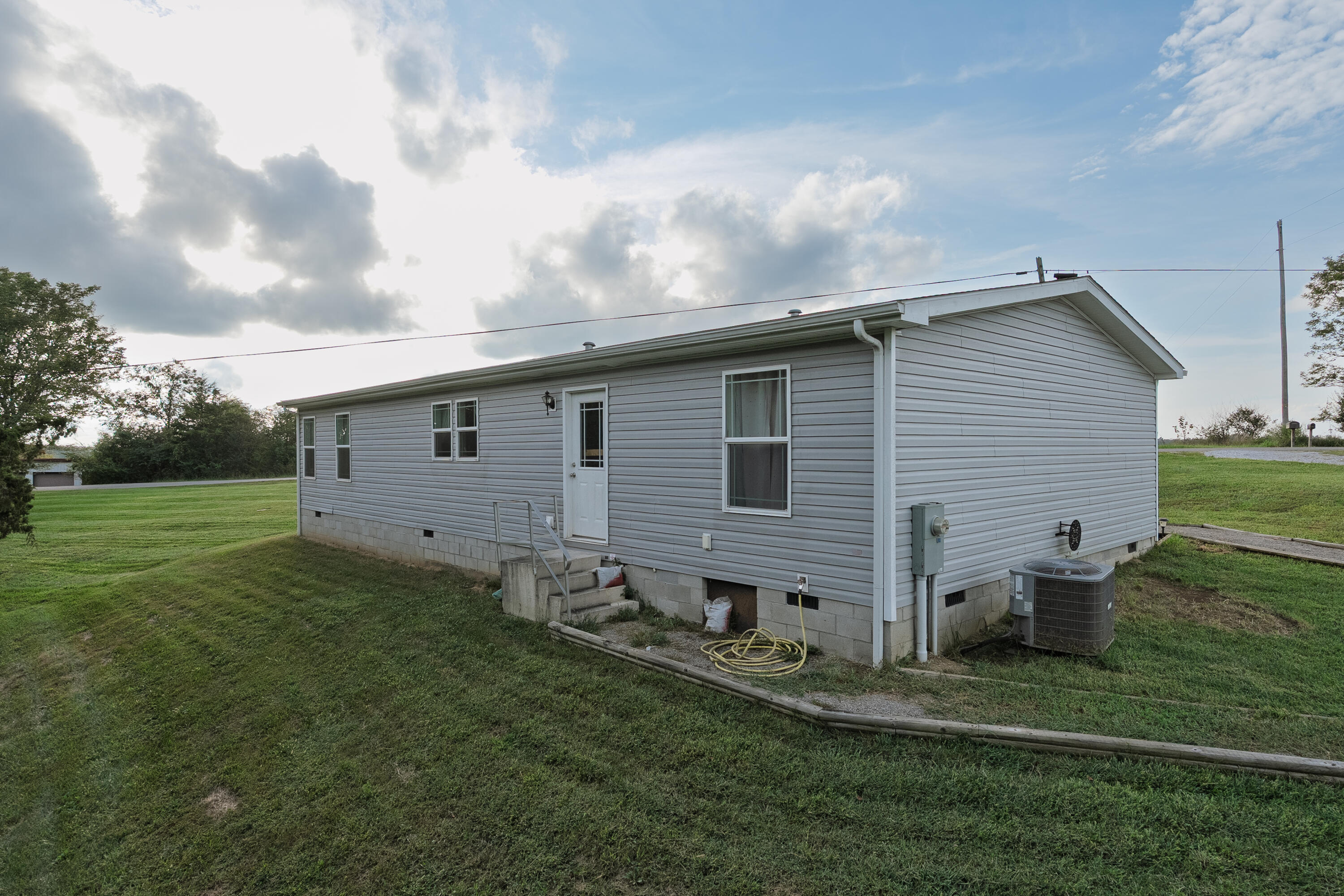 3838 Hogg Ridge Road Property Photo 7