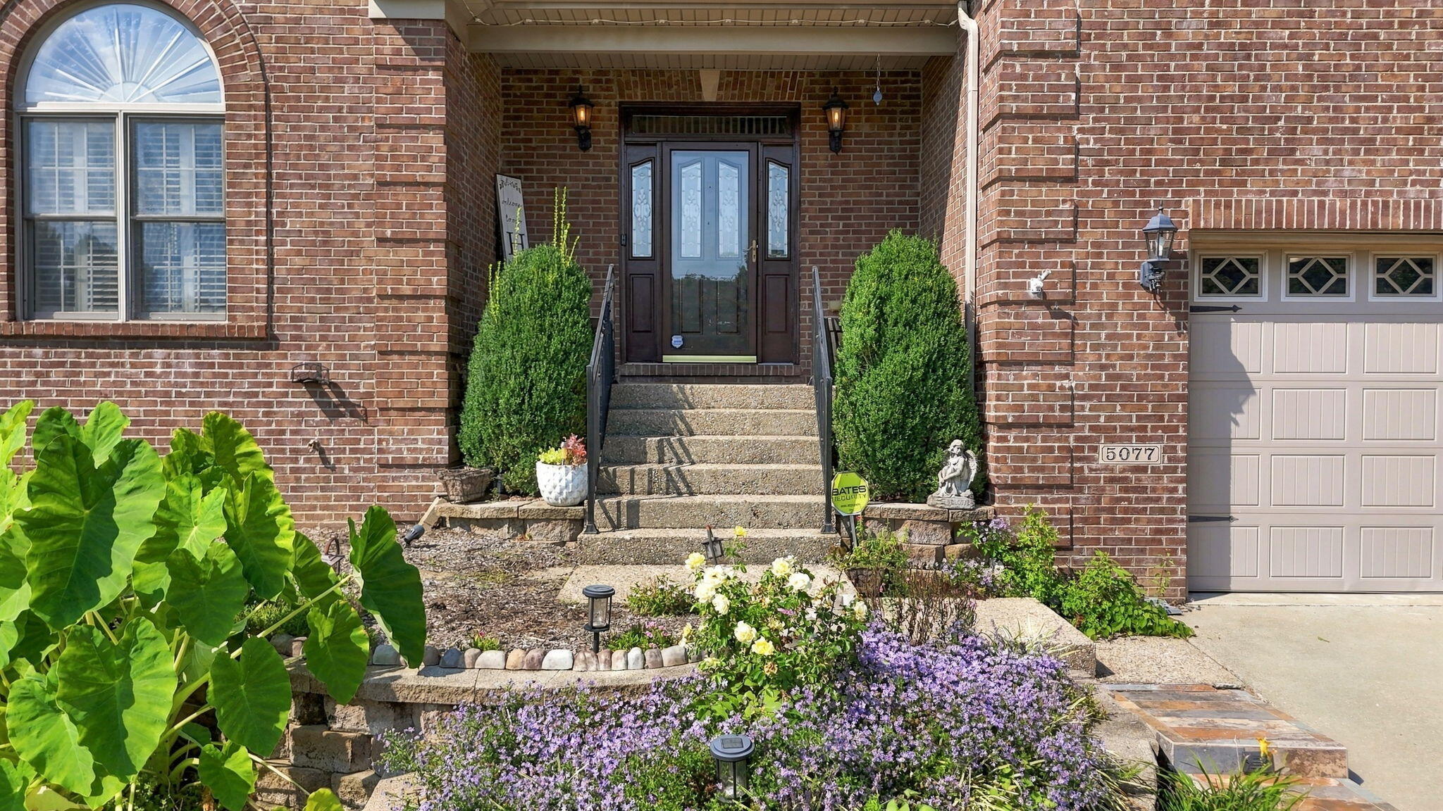 5077 Ivy Bridge Drive Property Photo 7
