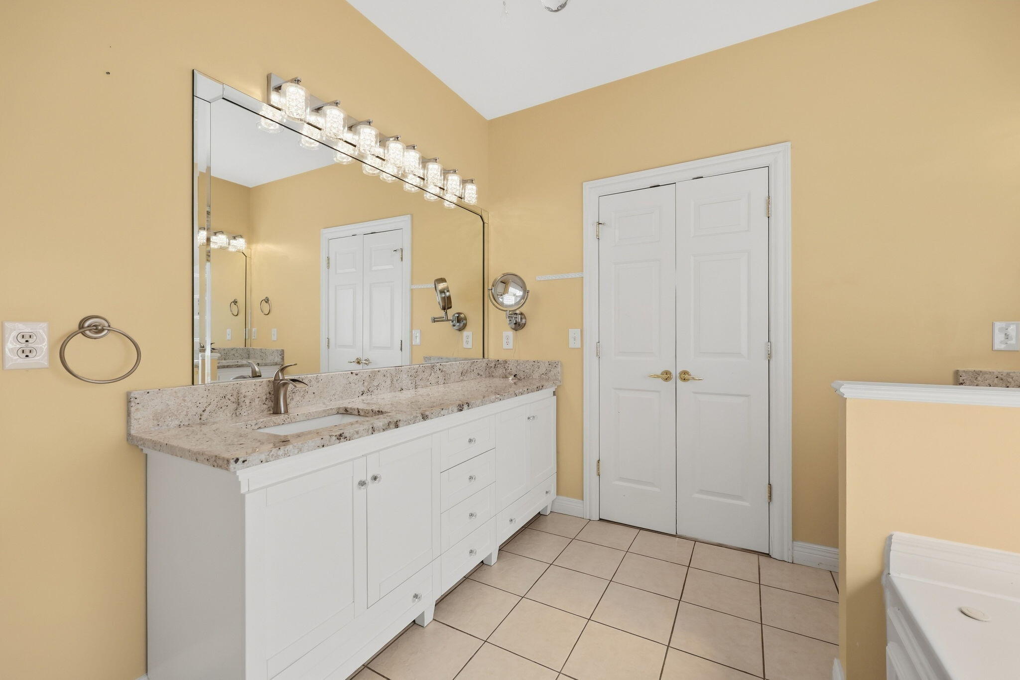 5077 Ivy Bridge Drive Property Photo 32