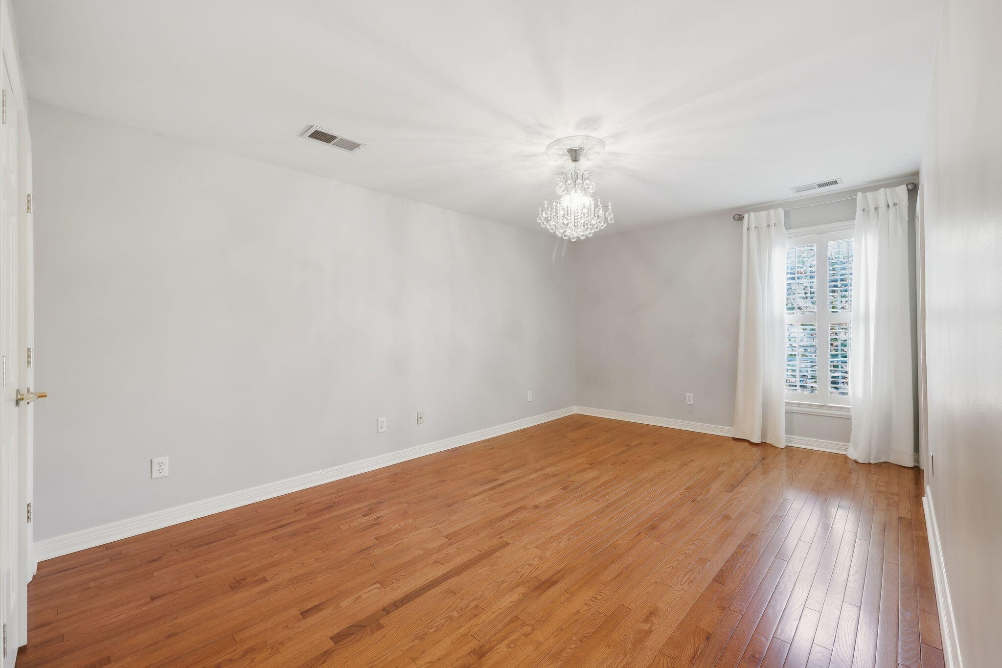 5077 Ivy Bridge Drive Property Photo 36