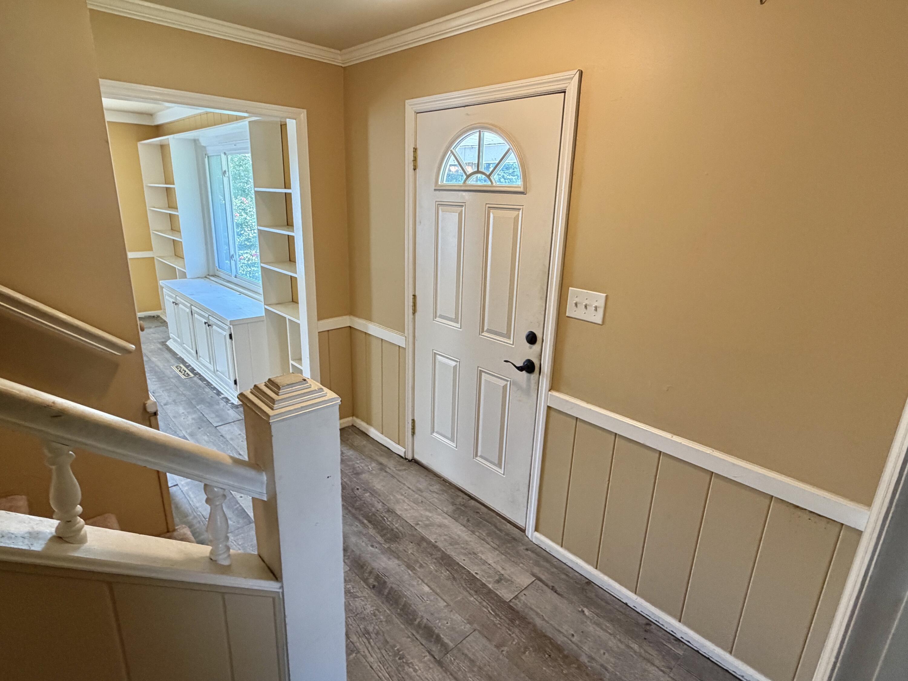 607 Macedonia Street Property Photo 11