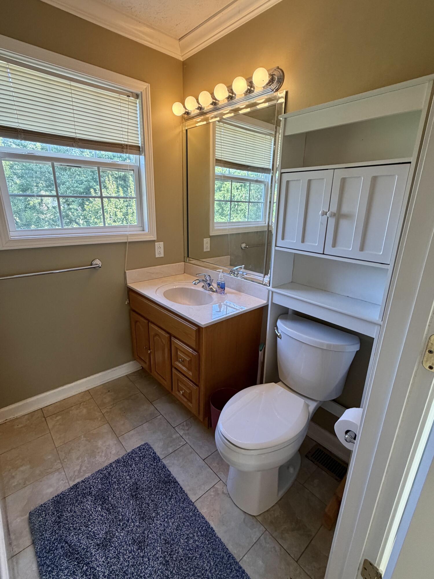 607 Macedonia Street Property Photo 19