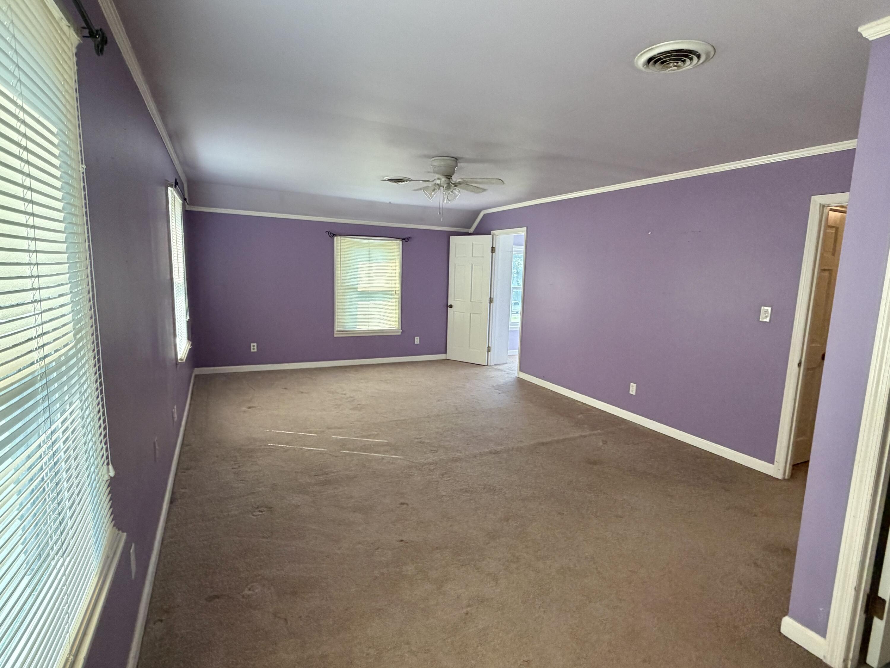 607 Macedonia Street Property Photo 26