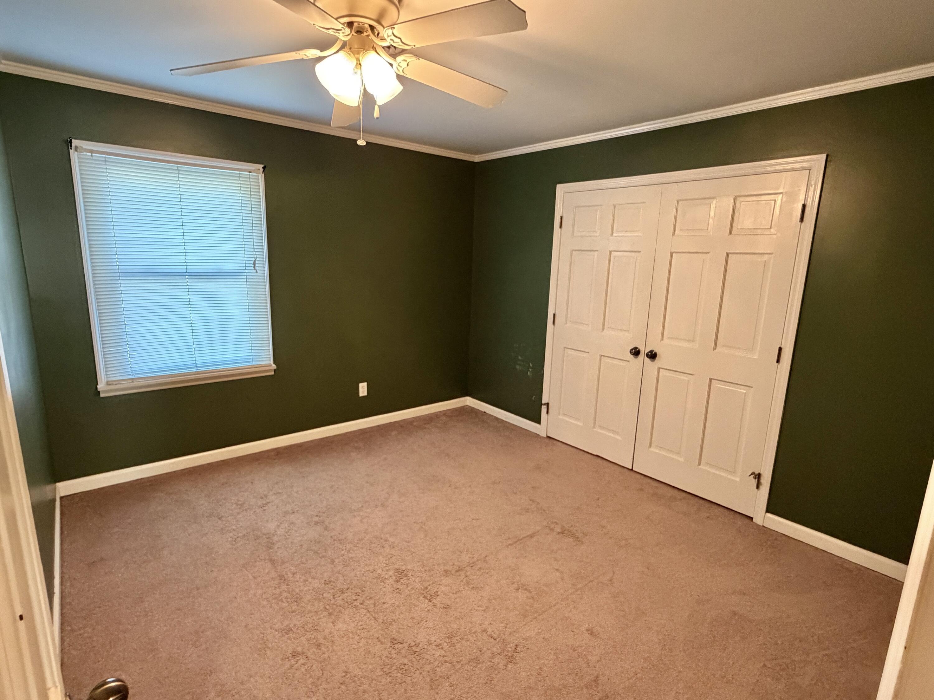 607 Macedonia Street Property Photo 32