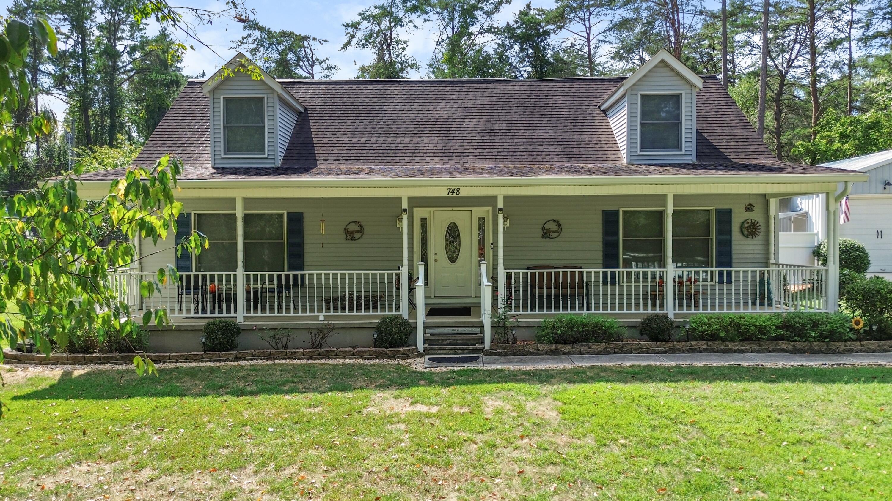 748 Rocky Point Road Property Photo 1