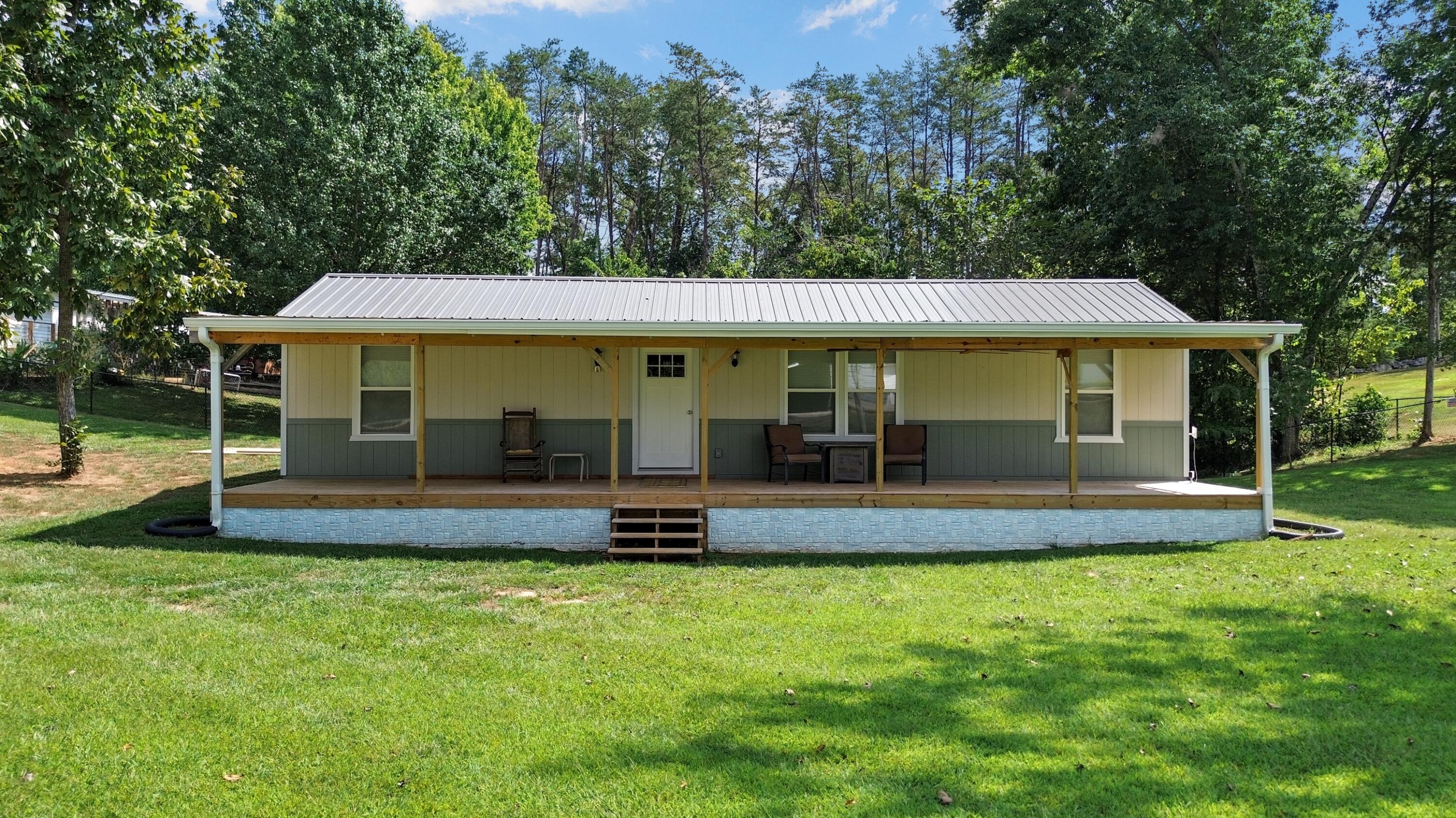490 Rocky Point Road Property Photo 1