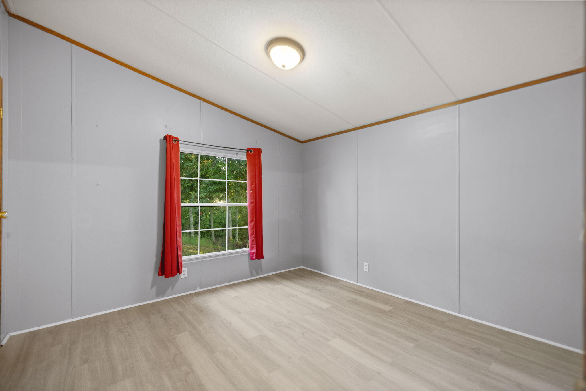 300 Old Hopewell Road Property Photo 18
