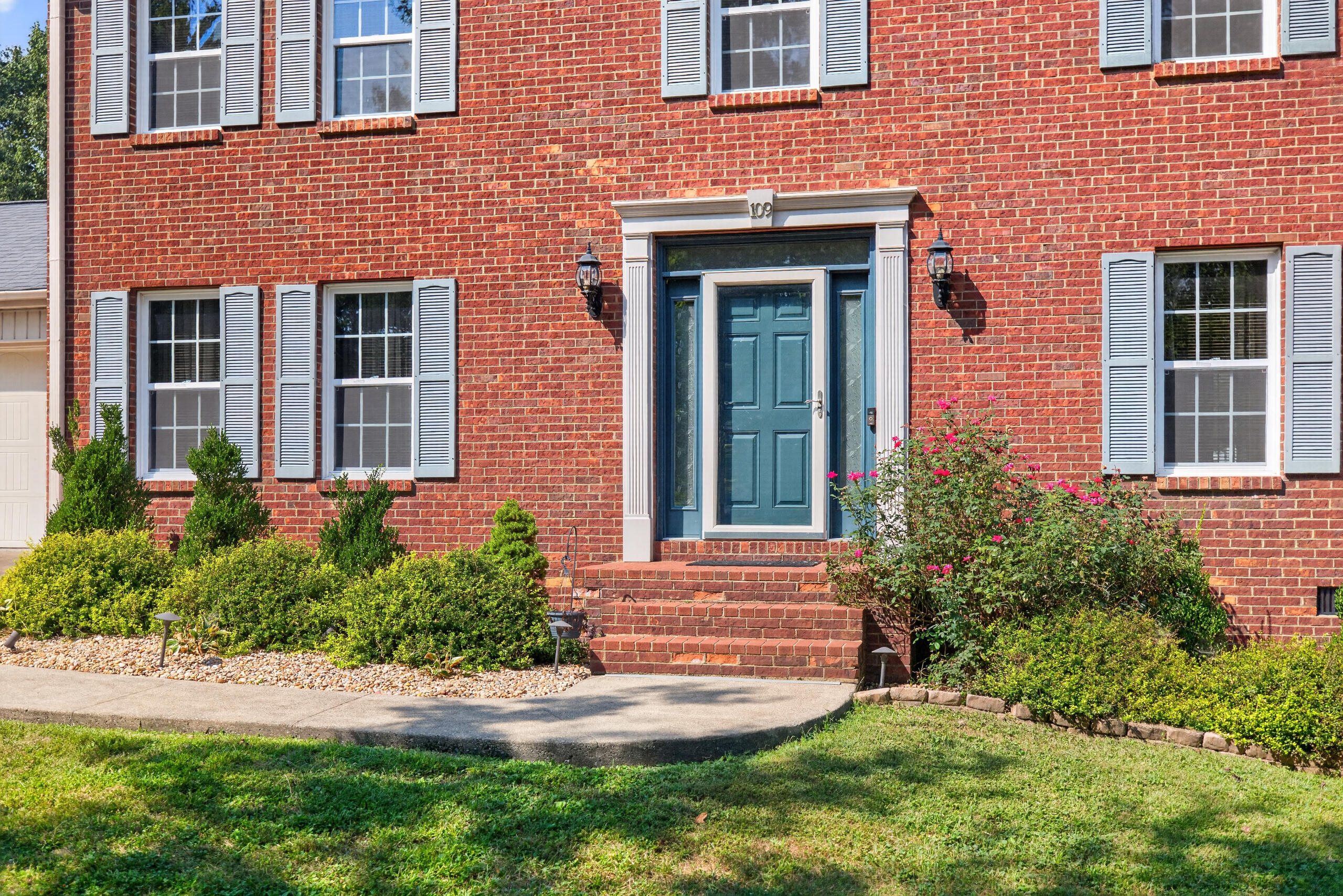 109 Sir Barton Drive Property Photo 3