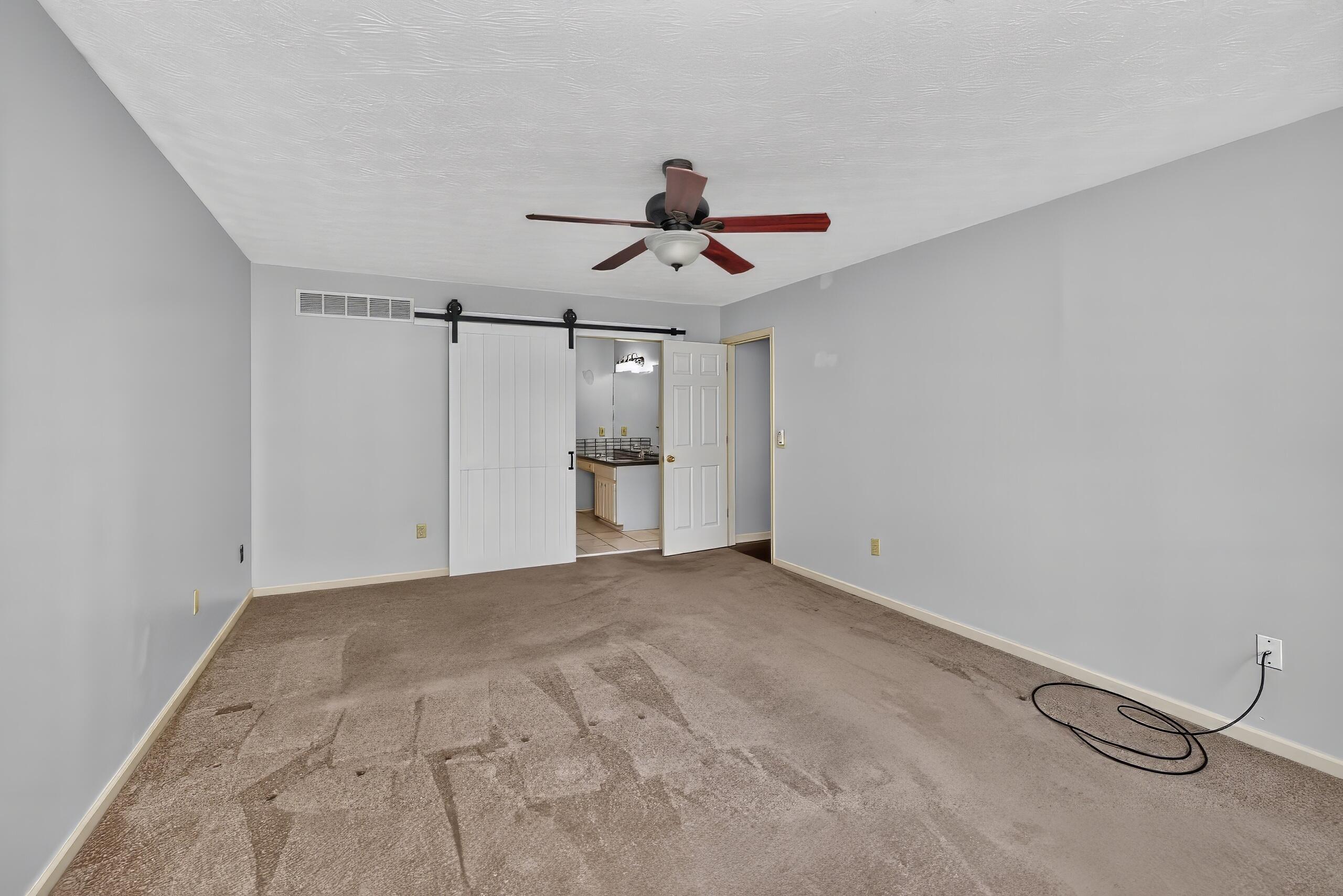 109 Sir Barton Drive Property Photo 23