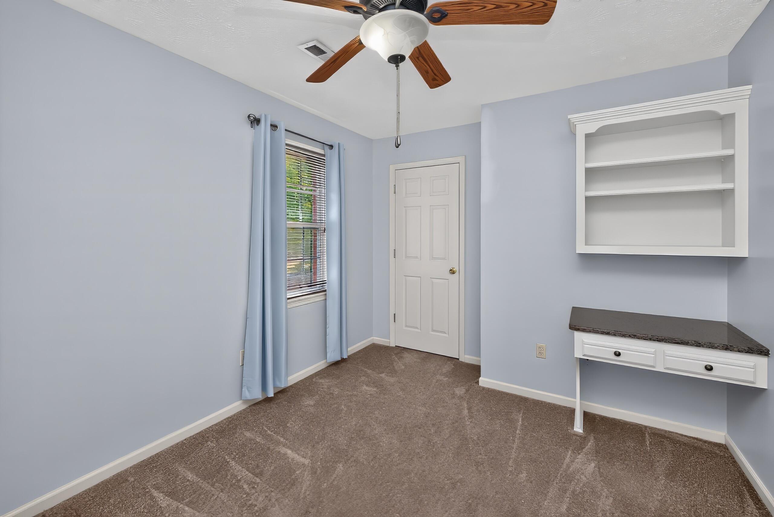 109 Sir Barton Drive Property Photo 34