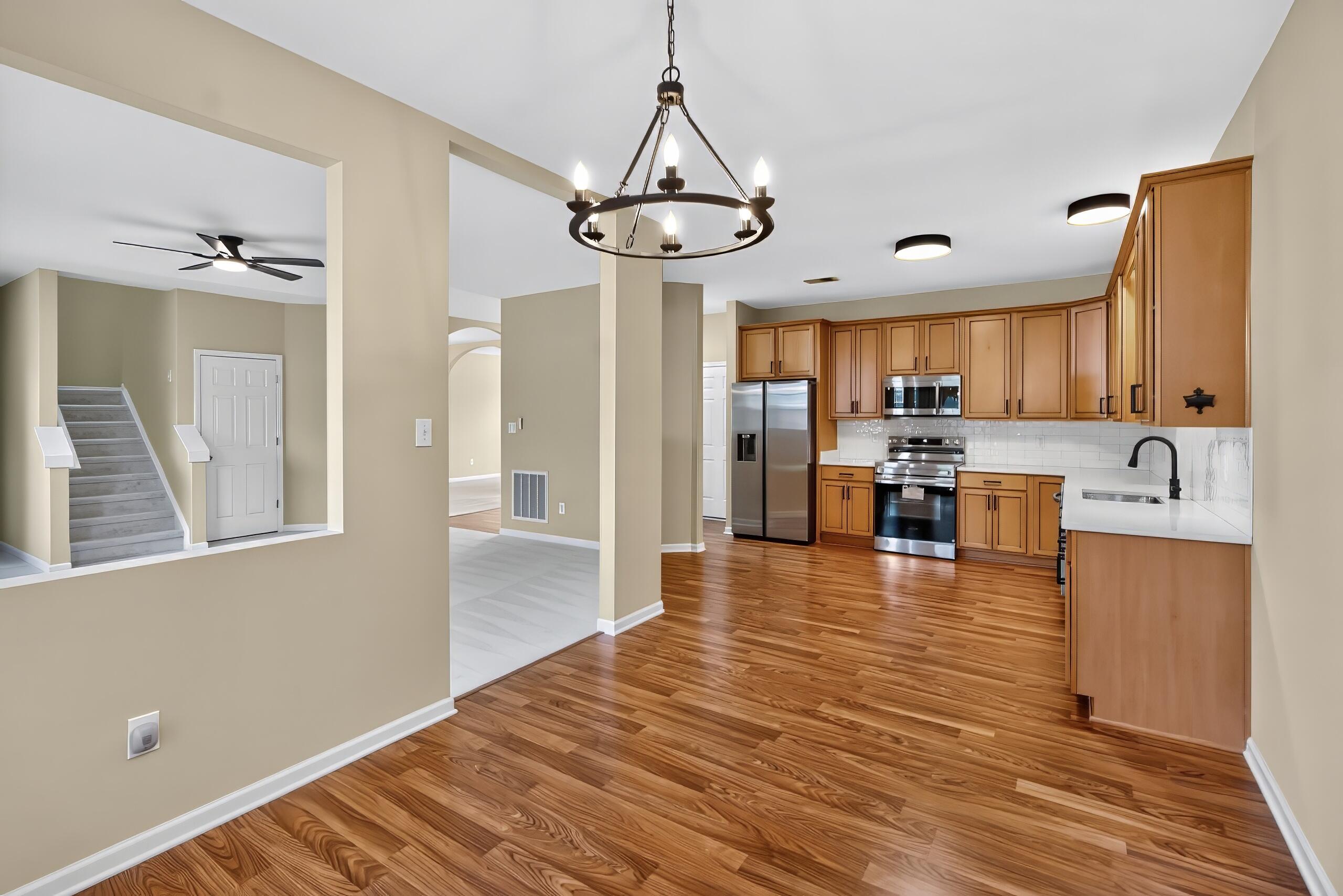2517 Denburn Court Property Photo 24
