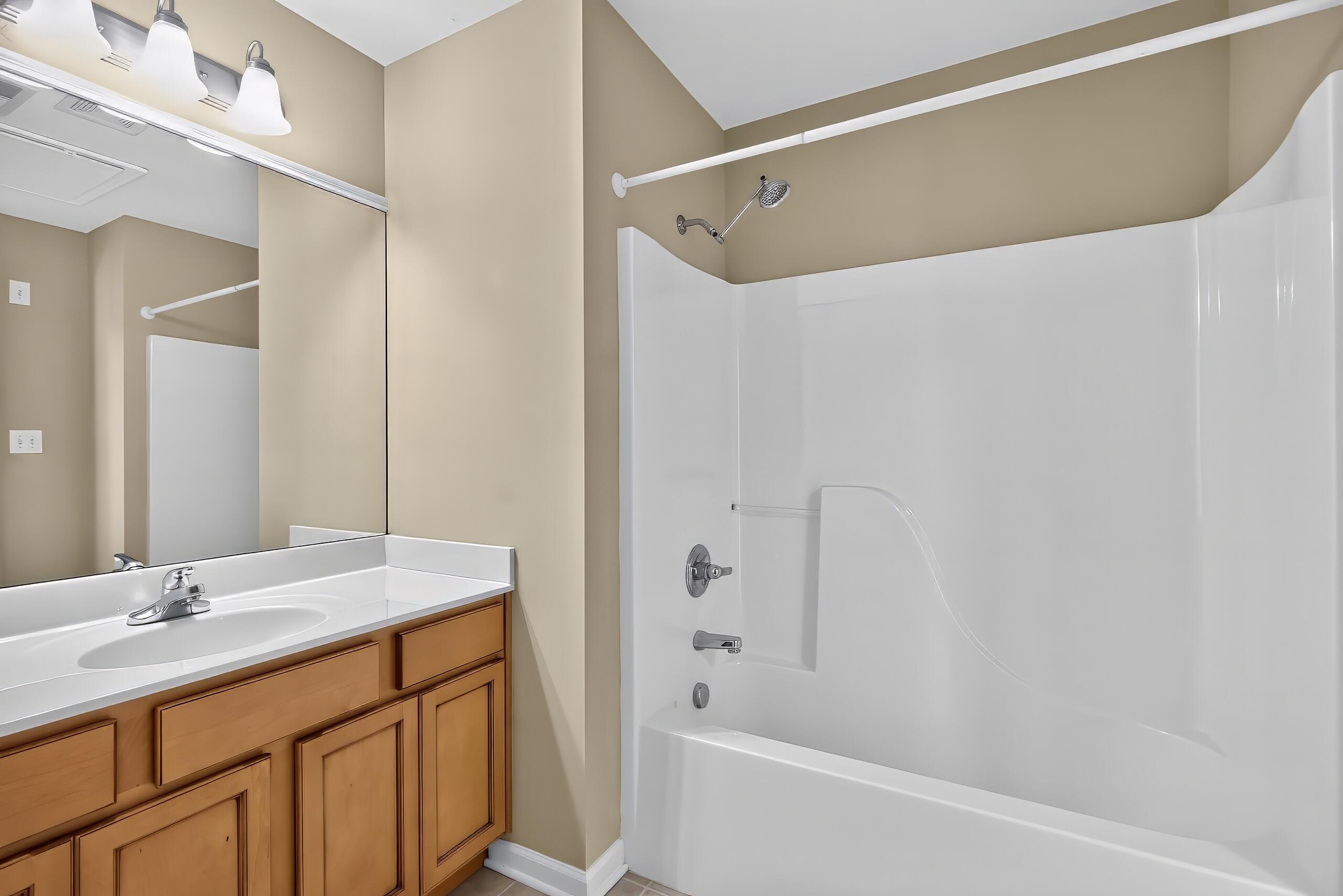 2517 Denburn Court Property Photo 38
