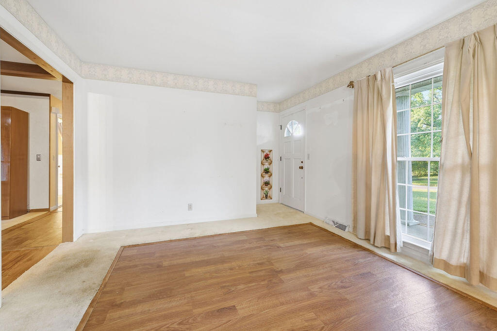 65 Persimmon Drive Property Photo 4