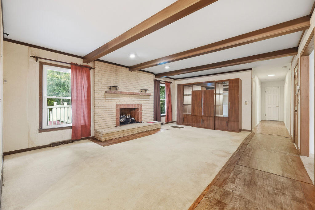 65 Persimmon Drive Property Photo 7