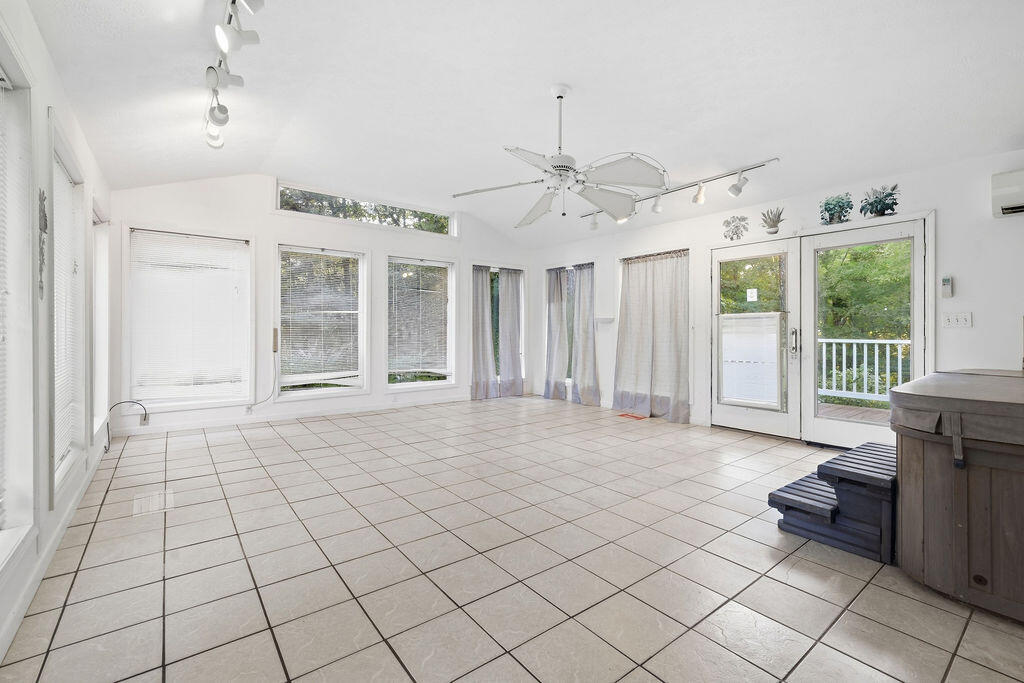 65 Persimmon Drive Property Photo 20