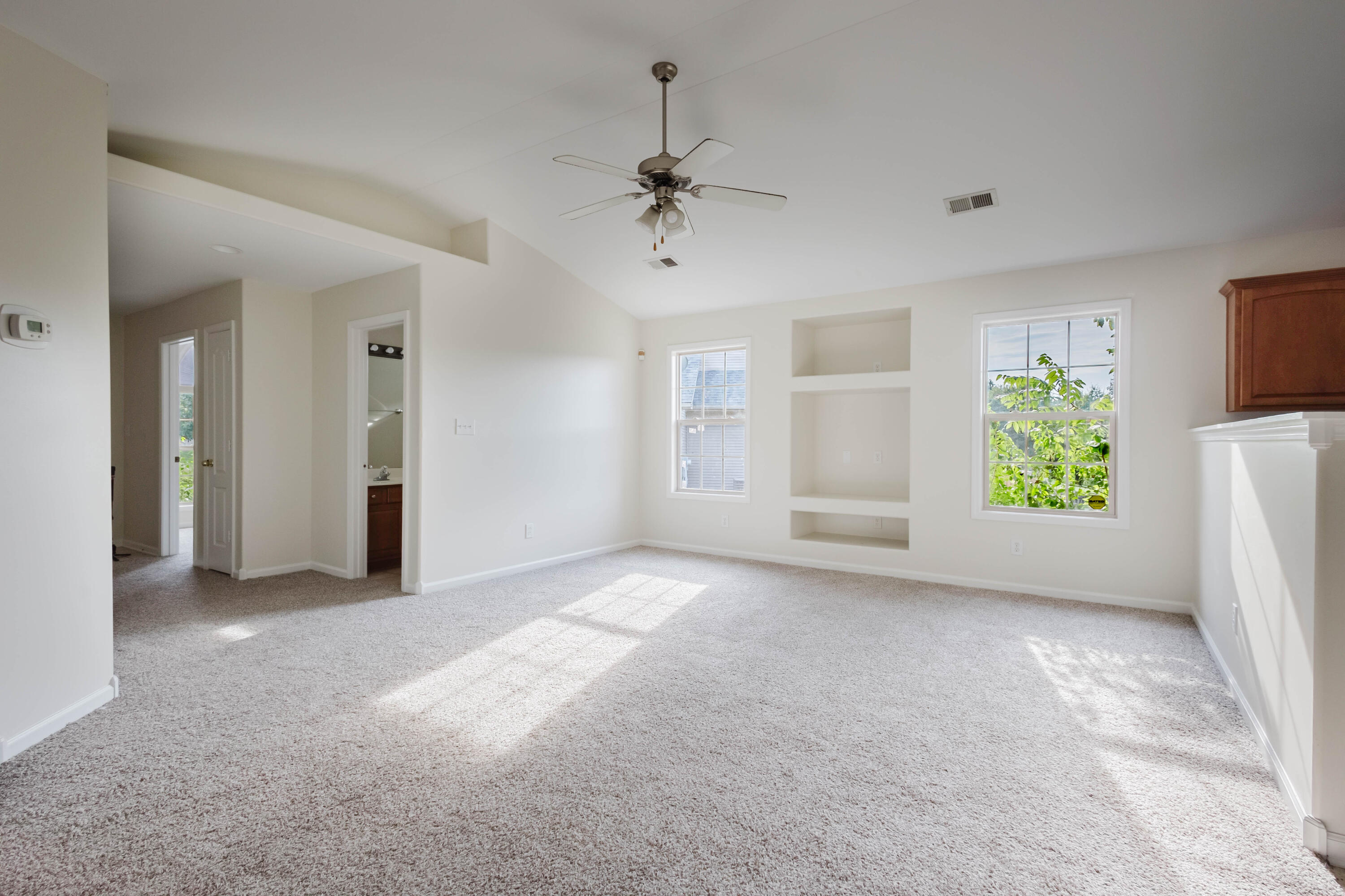 4705 Miami Circle Property Photo 14