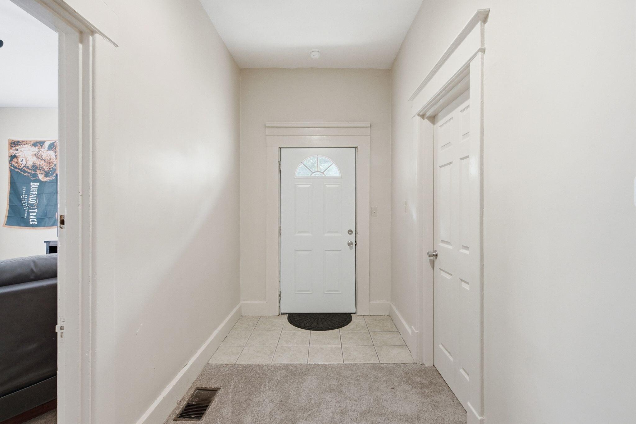247 Kentucky Avenue Property Photo 5
