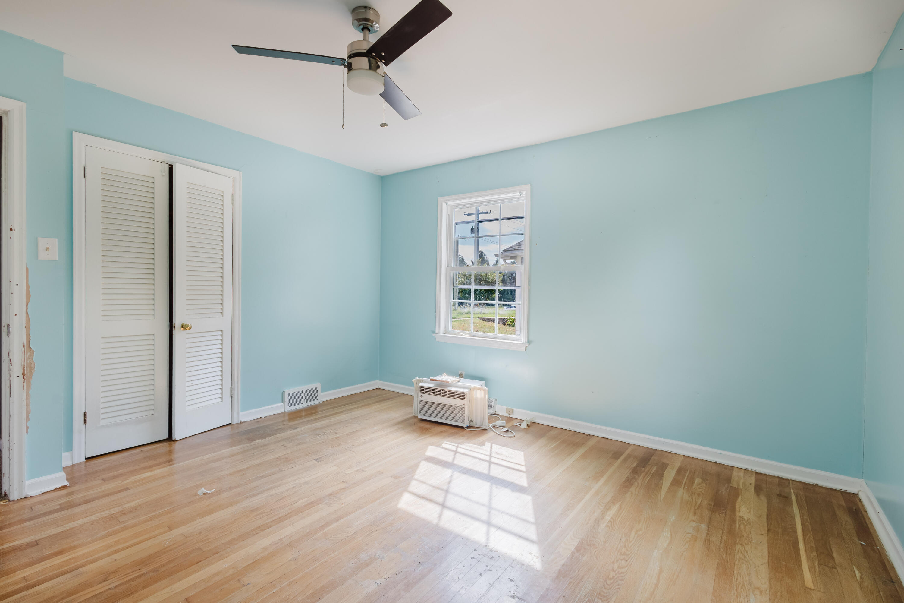 4203 Winchester Road Property Photo 28
