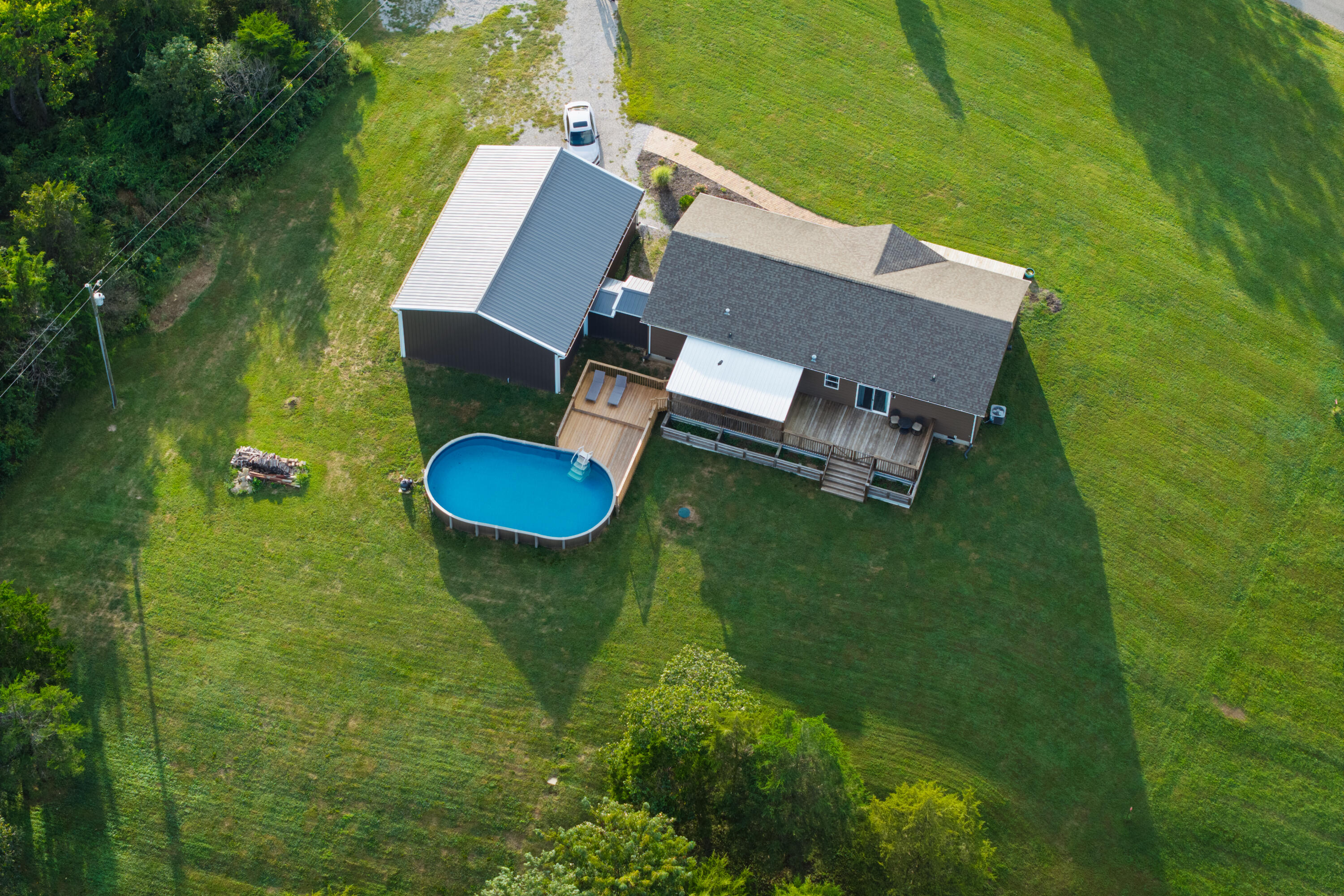 3842 Hogg Ridge Road Property Photo 9