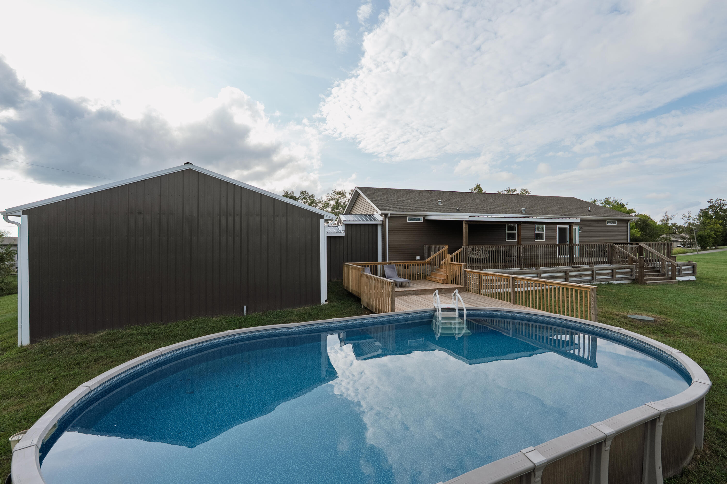 3842 Hogg Ridge Road Property Photo 16