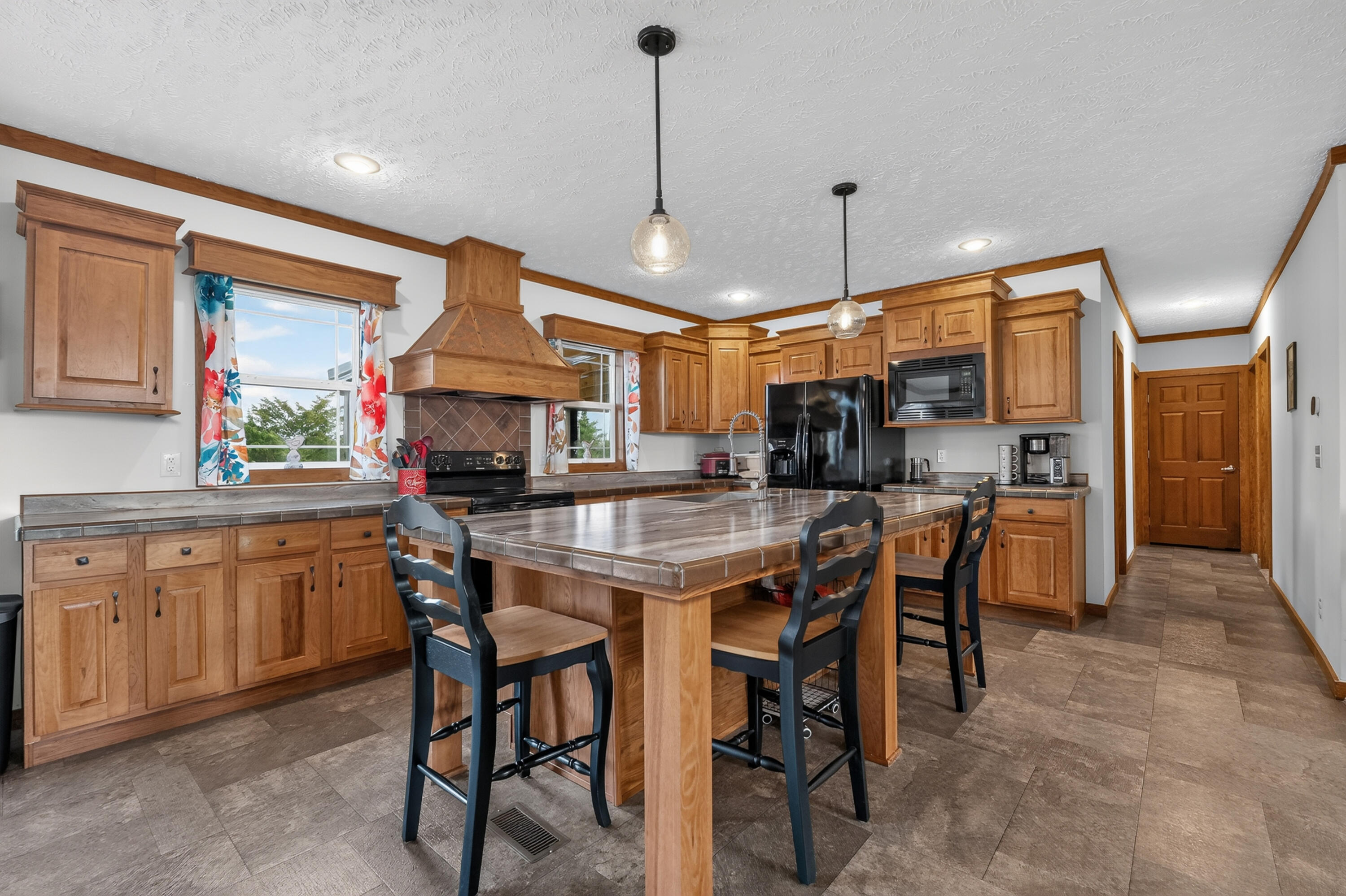 3842 Hogg Ridge Road Property Photo 25