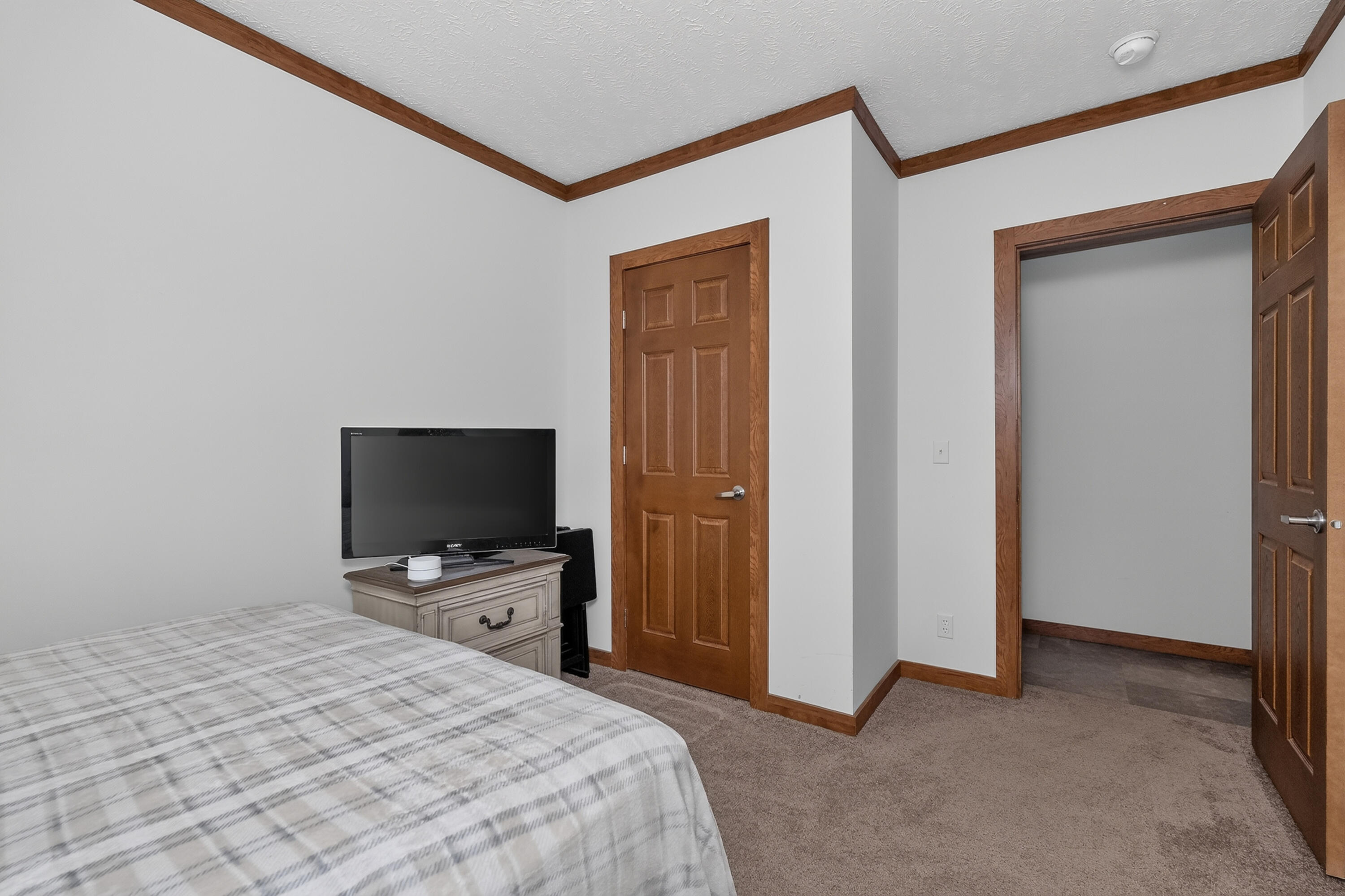 3842 Hogg Ridge Road Property Photo 33