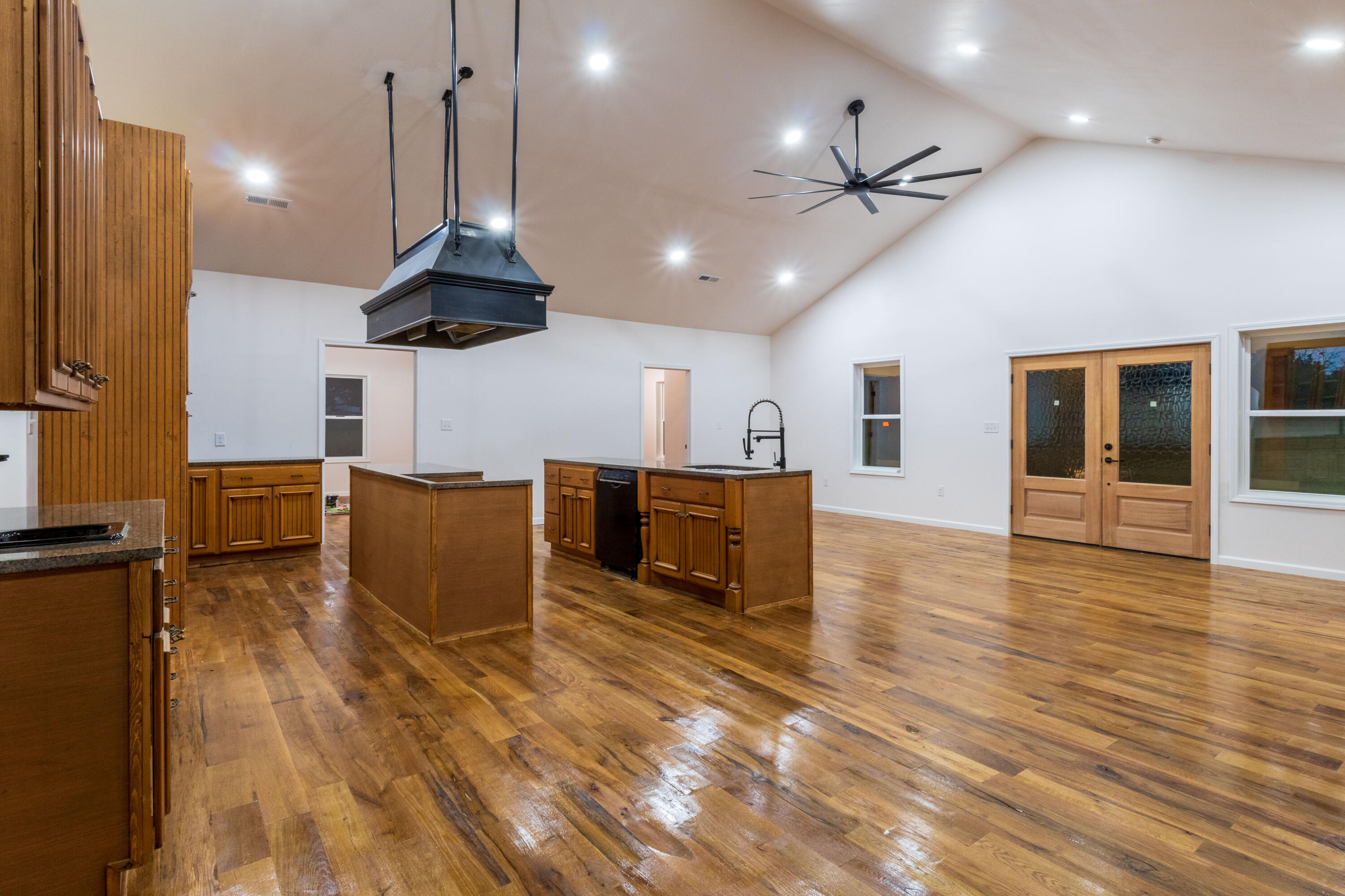 559 Switzer Pike Property Photo 7