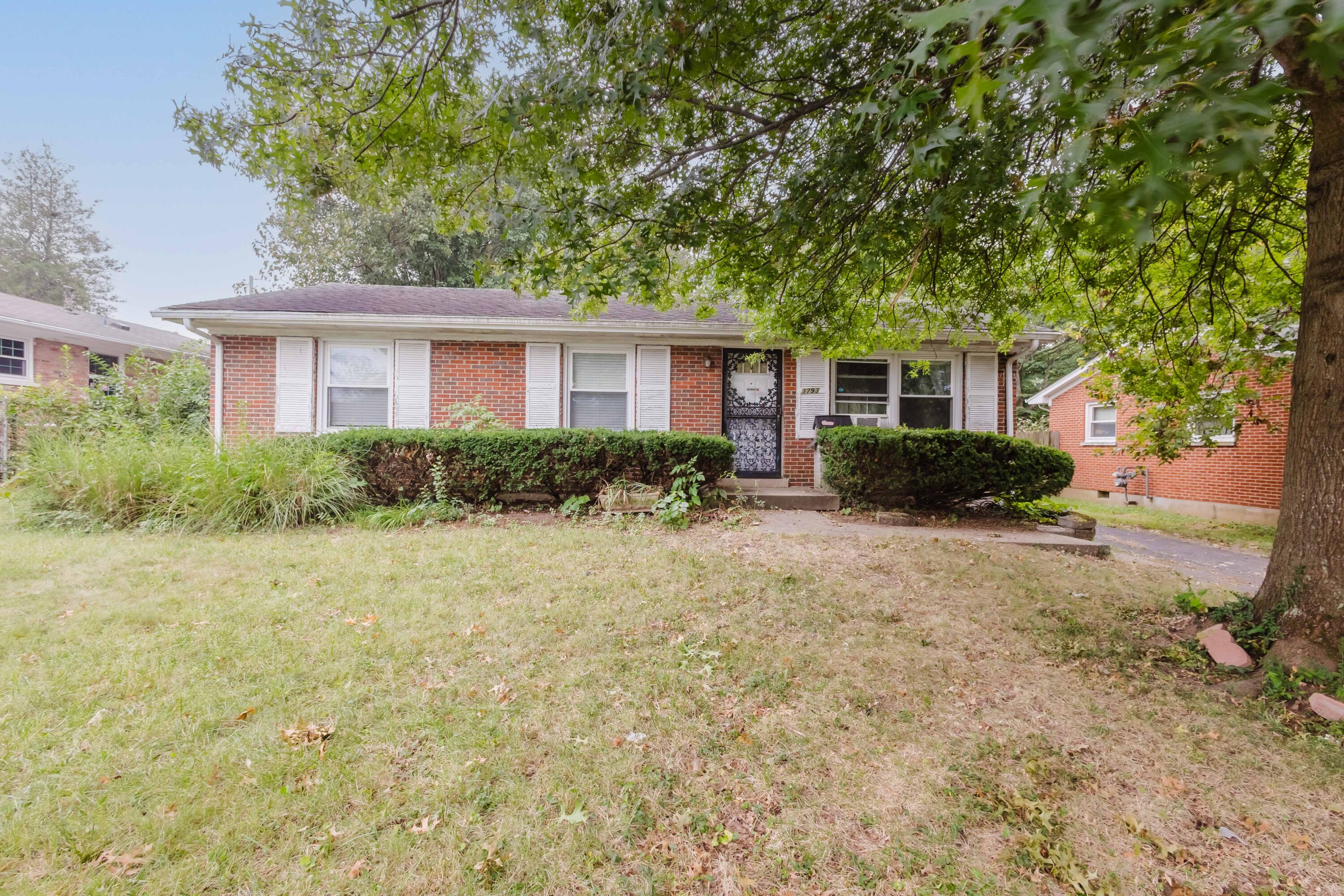 3793 Temple Drive Property Photo 2