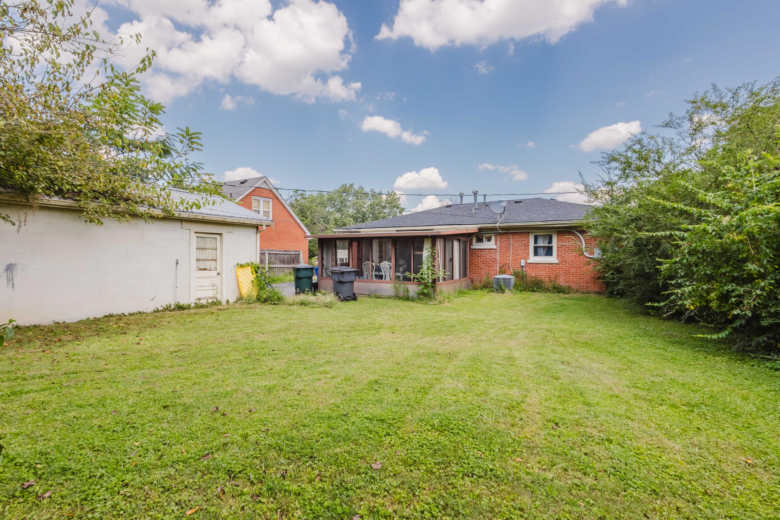412 Sandalwood Drive Property Photo 31