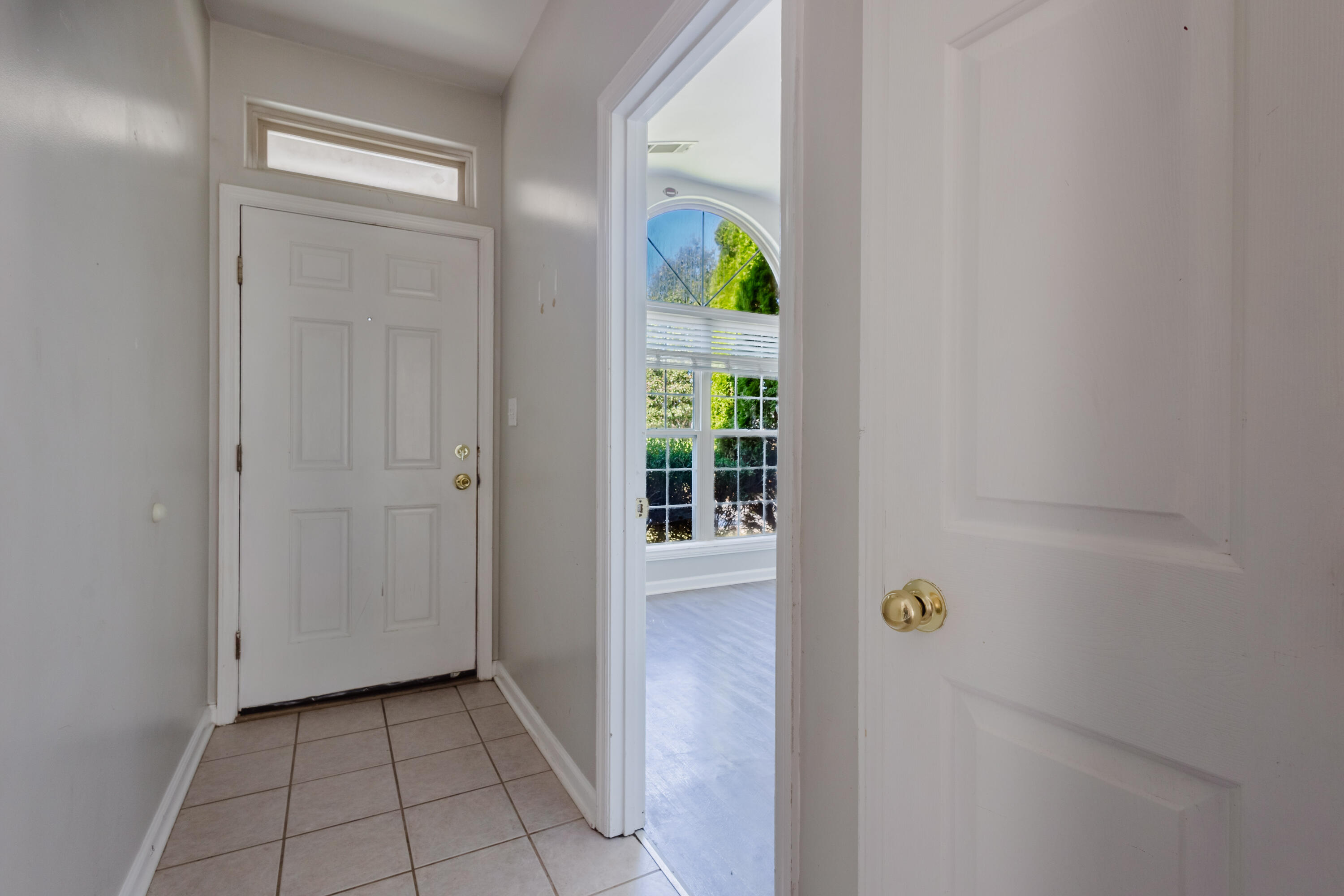 885 Henderson Drive Property Photo 8