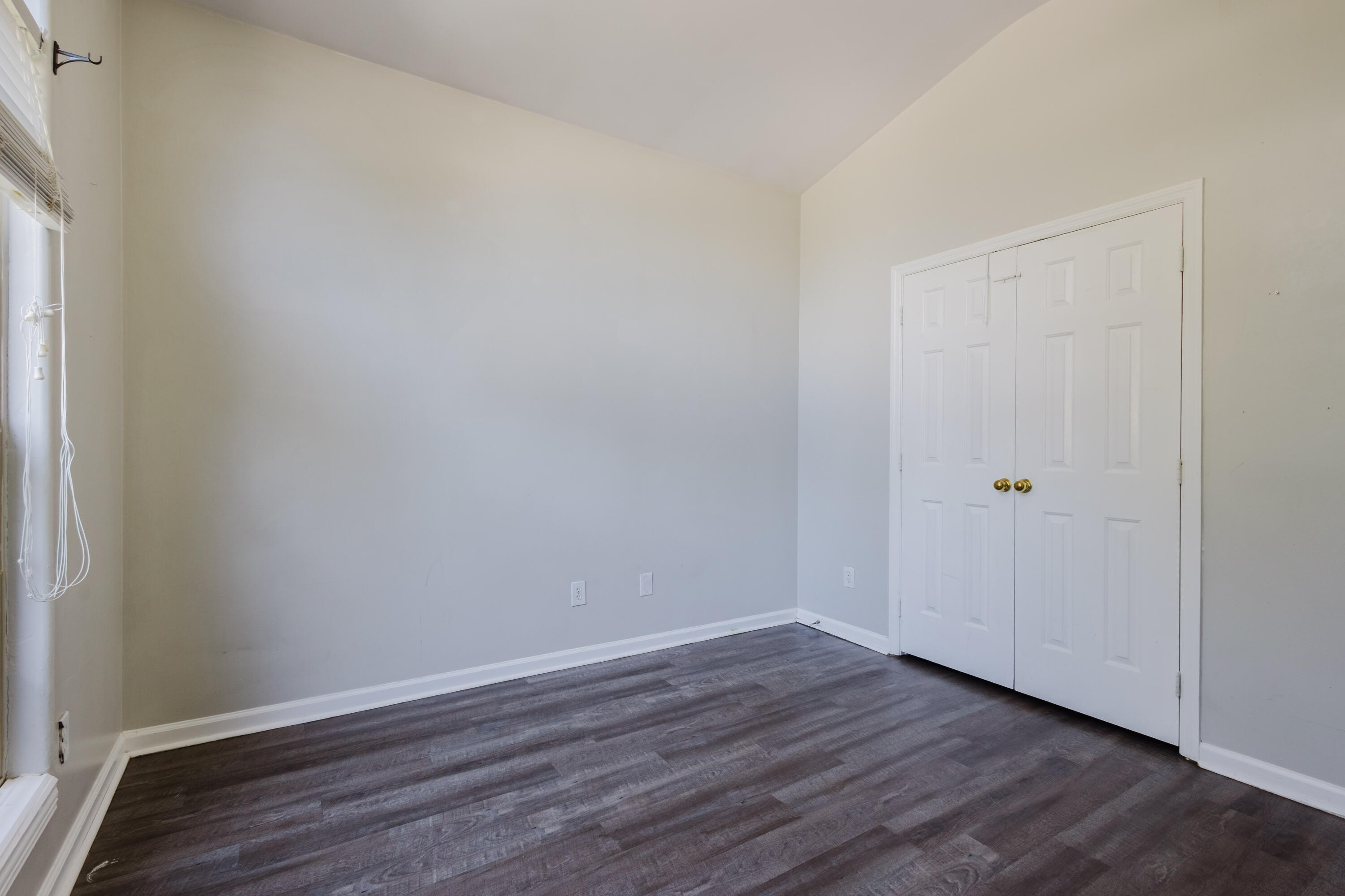 885 Henderson Drive Property Photo 10