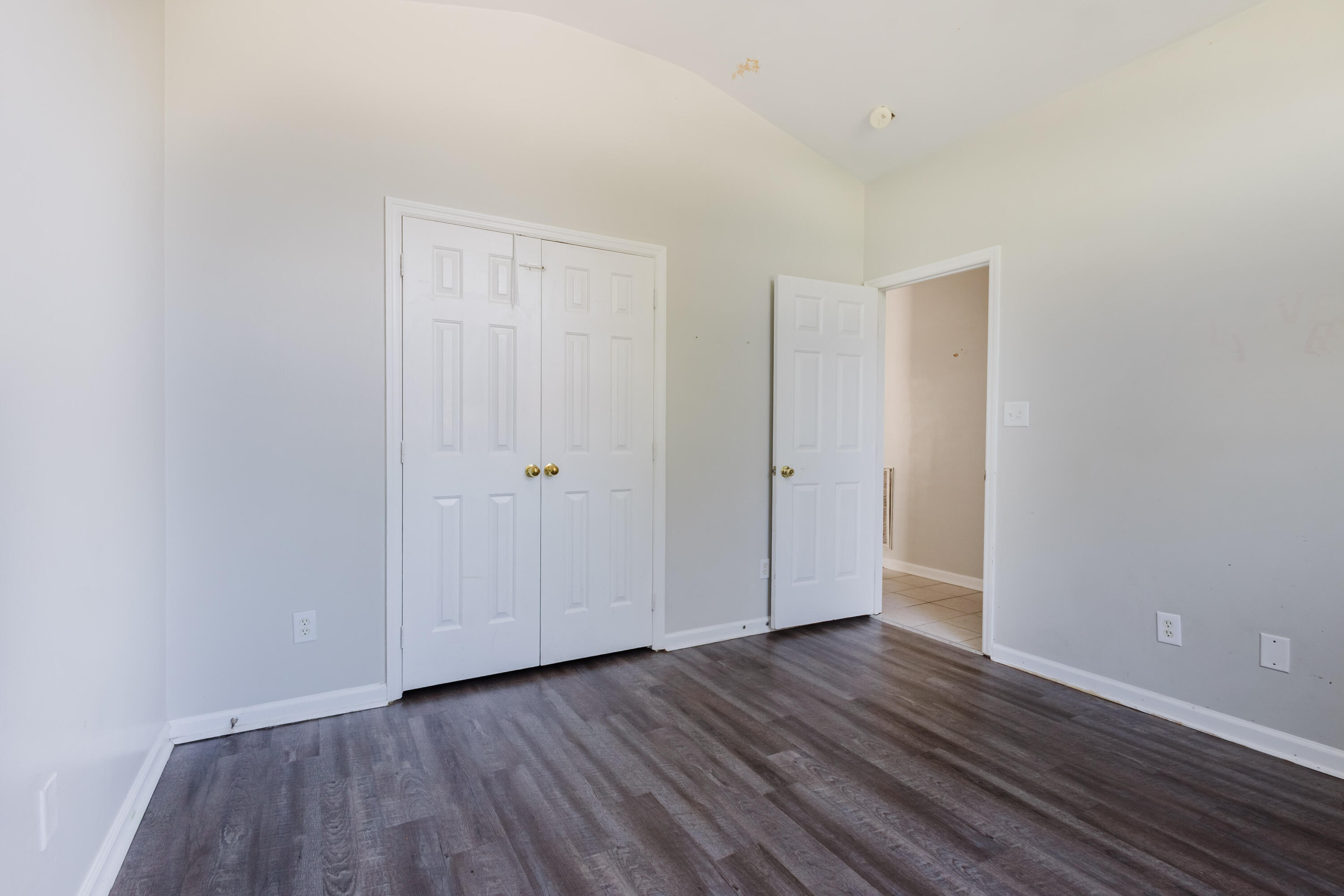 885 Henderson Drive Property Photo 11