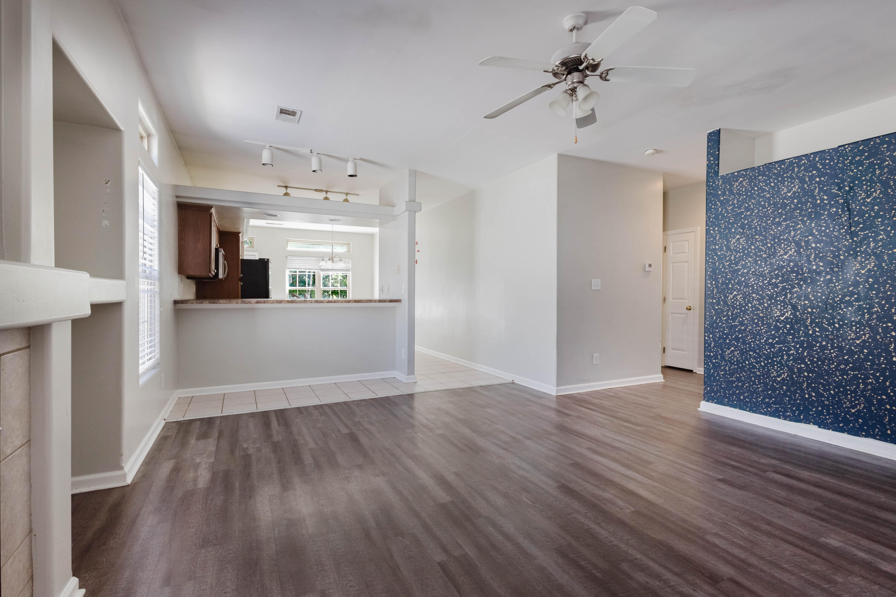 885 Henderson Drive Property Photo 14