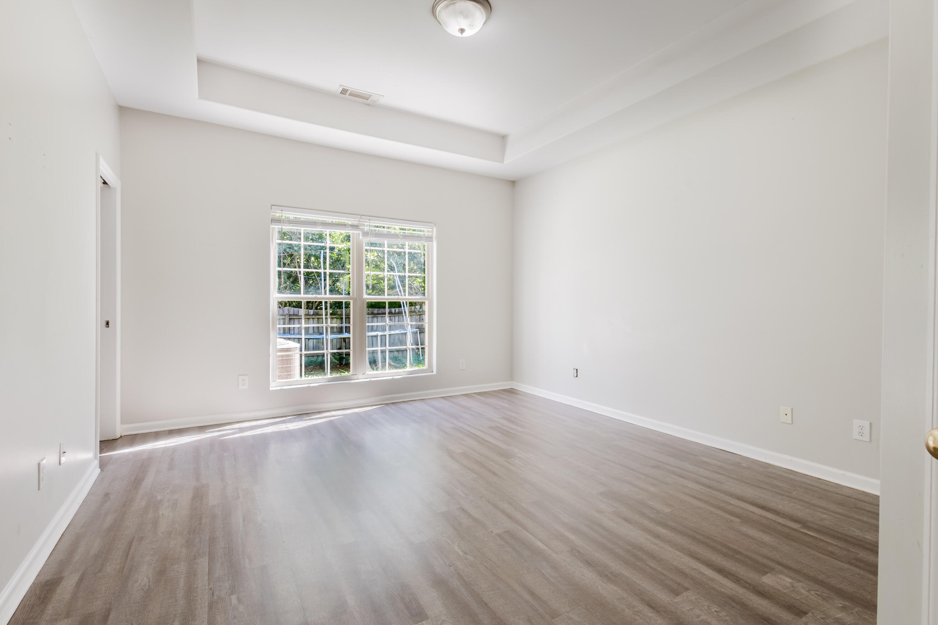 885 Henderson Drive Property Photo 28