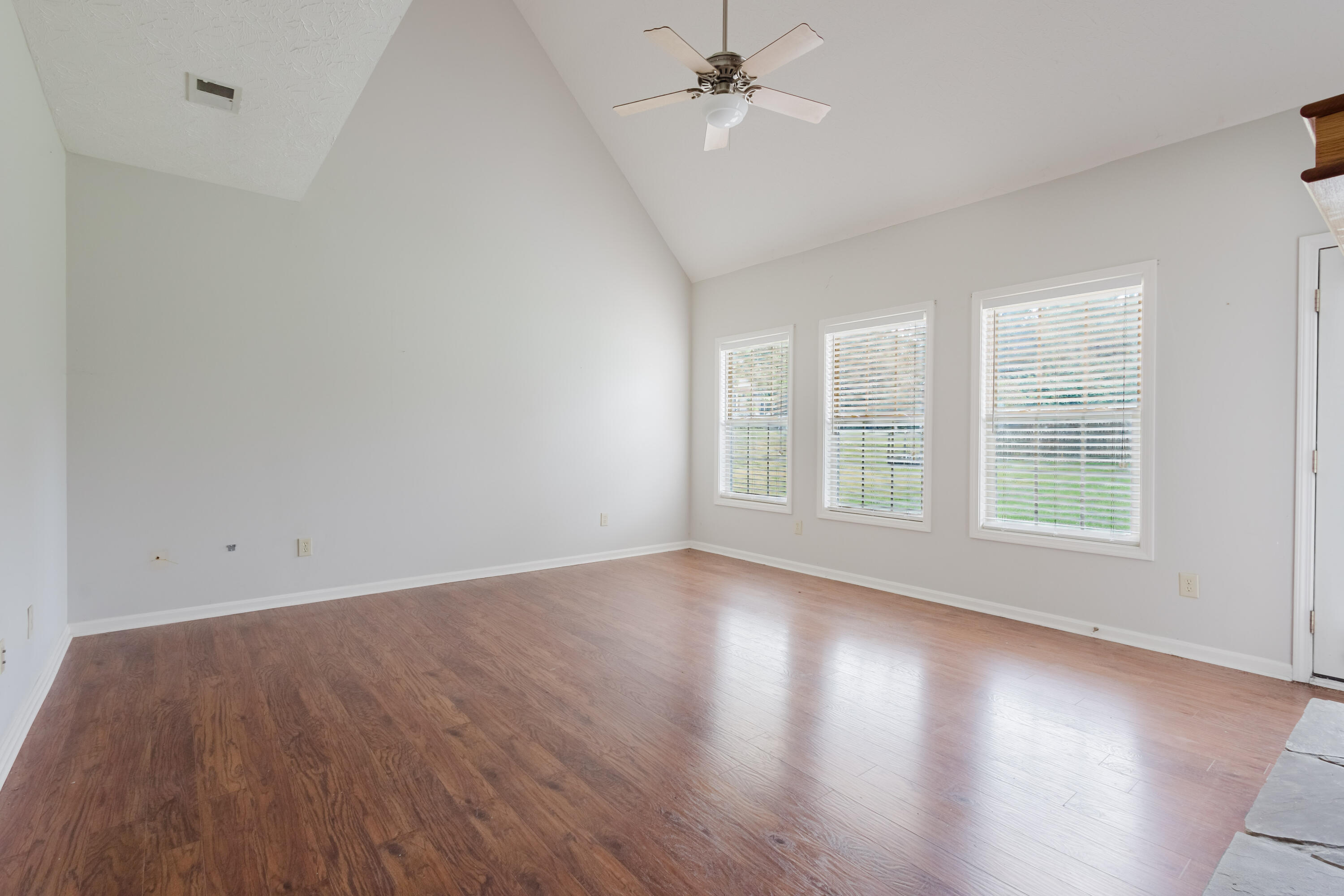 2312 Lilac Park Property Photo 15