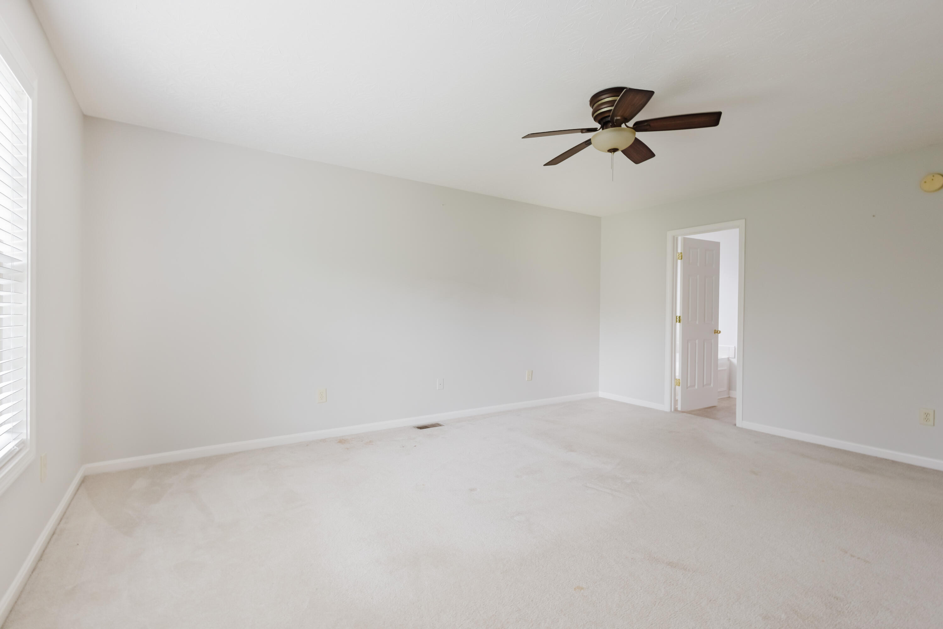 2312 Lilac Park Property Photo 29