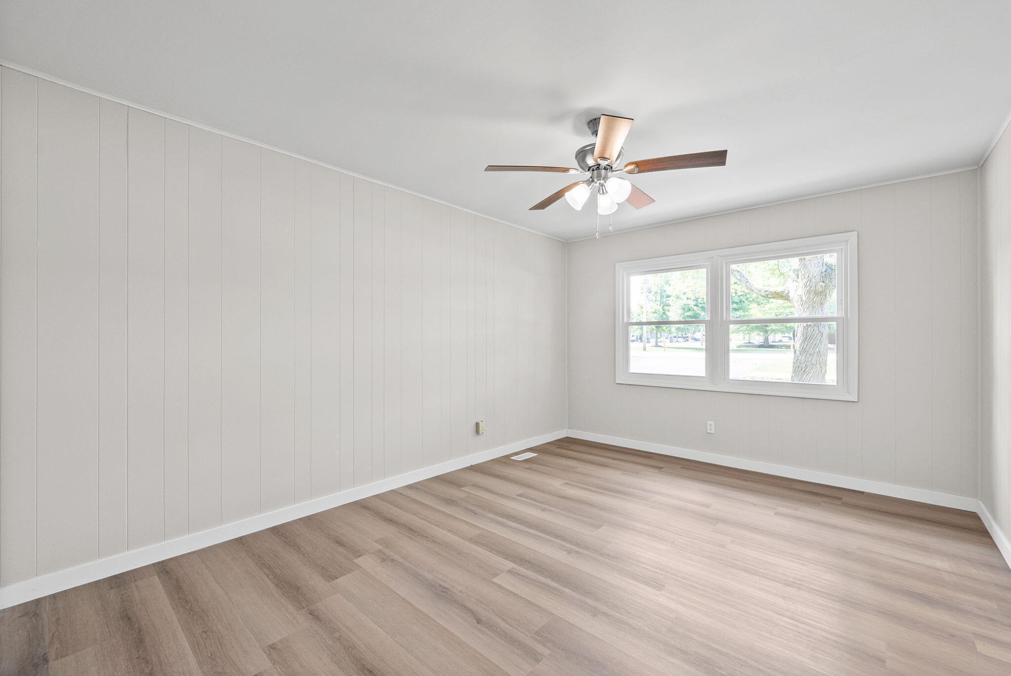 908 Pyle Lane Property Photo 13