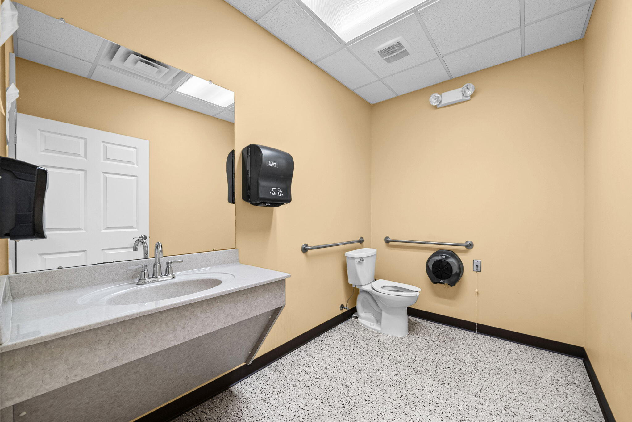 101 Forbes Drive Property Photo 16