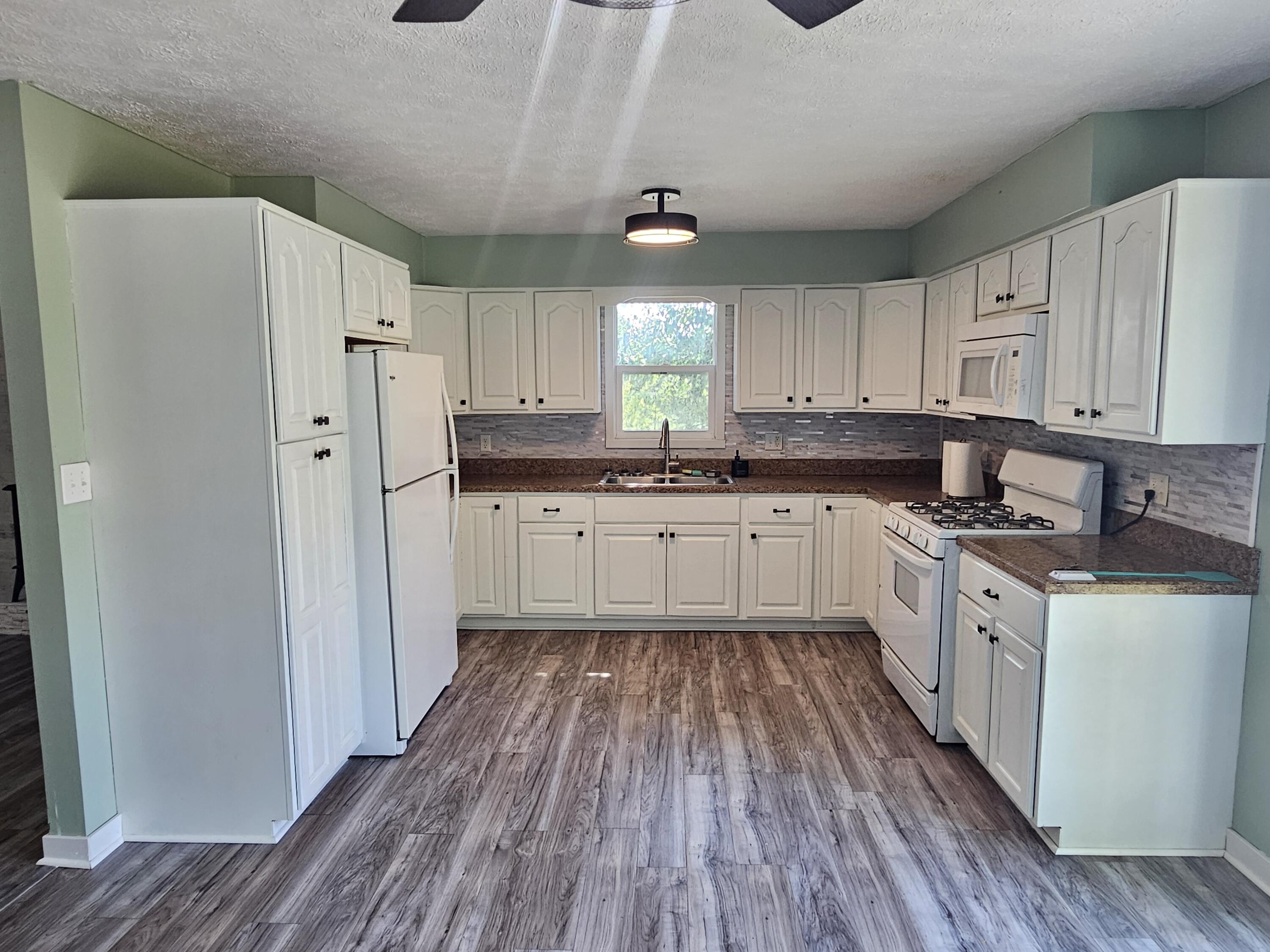 6687 Us-68 Property Photo 10