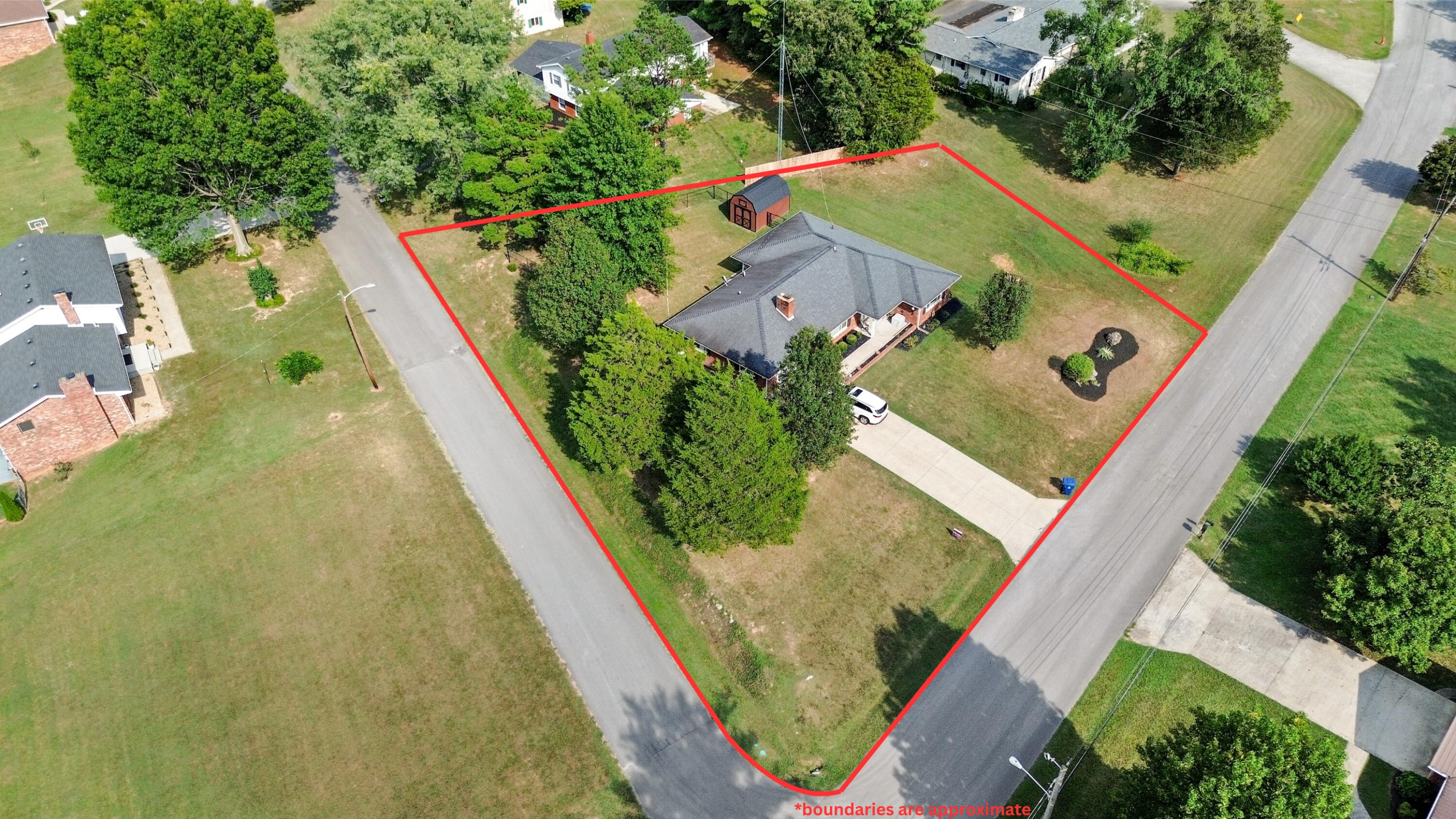 180 Cliffside Drive Property Photo 2