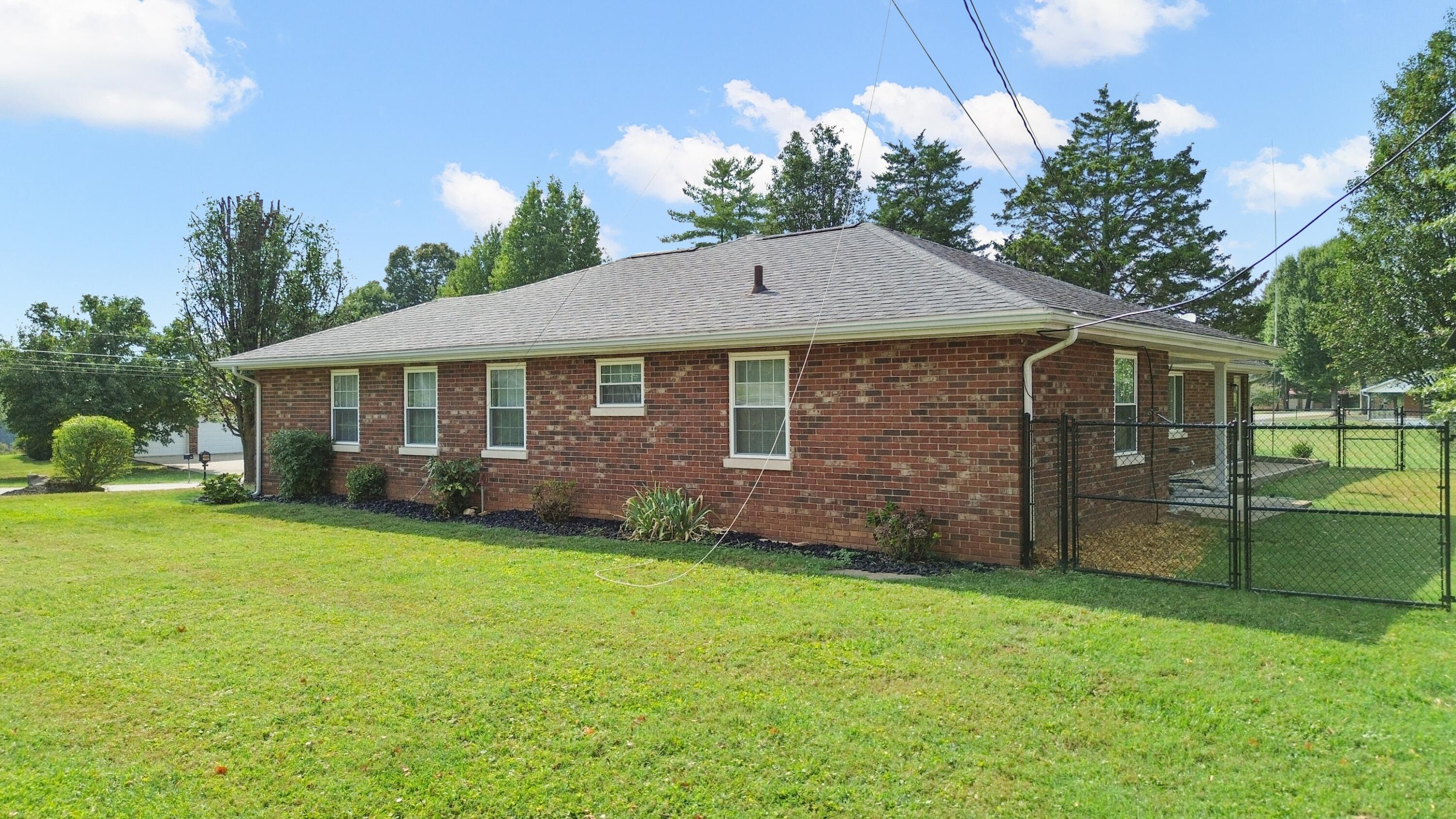 180 Cliffside Drive Property Photo 6