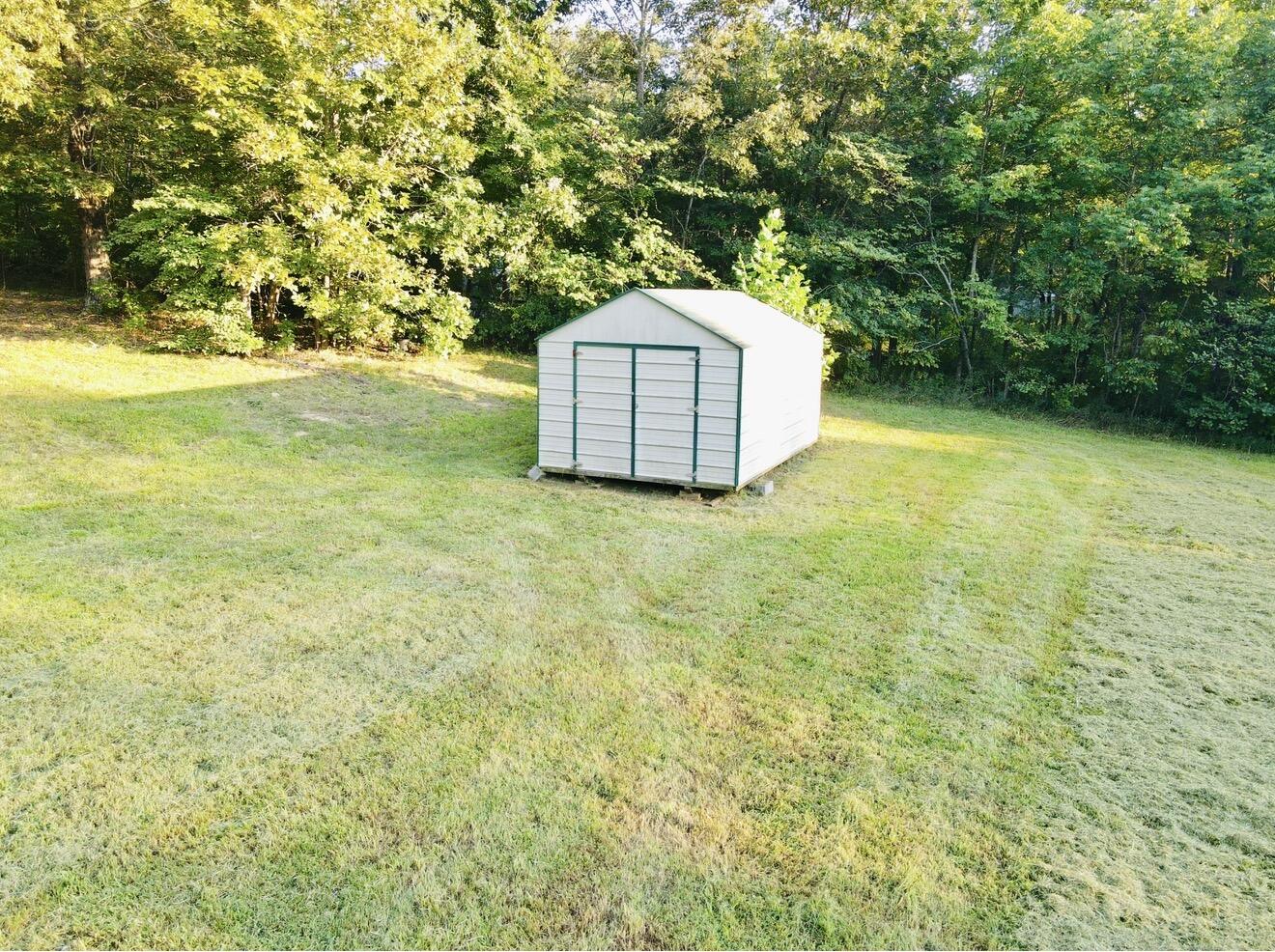 139 Jenkins Road Property Photo 6