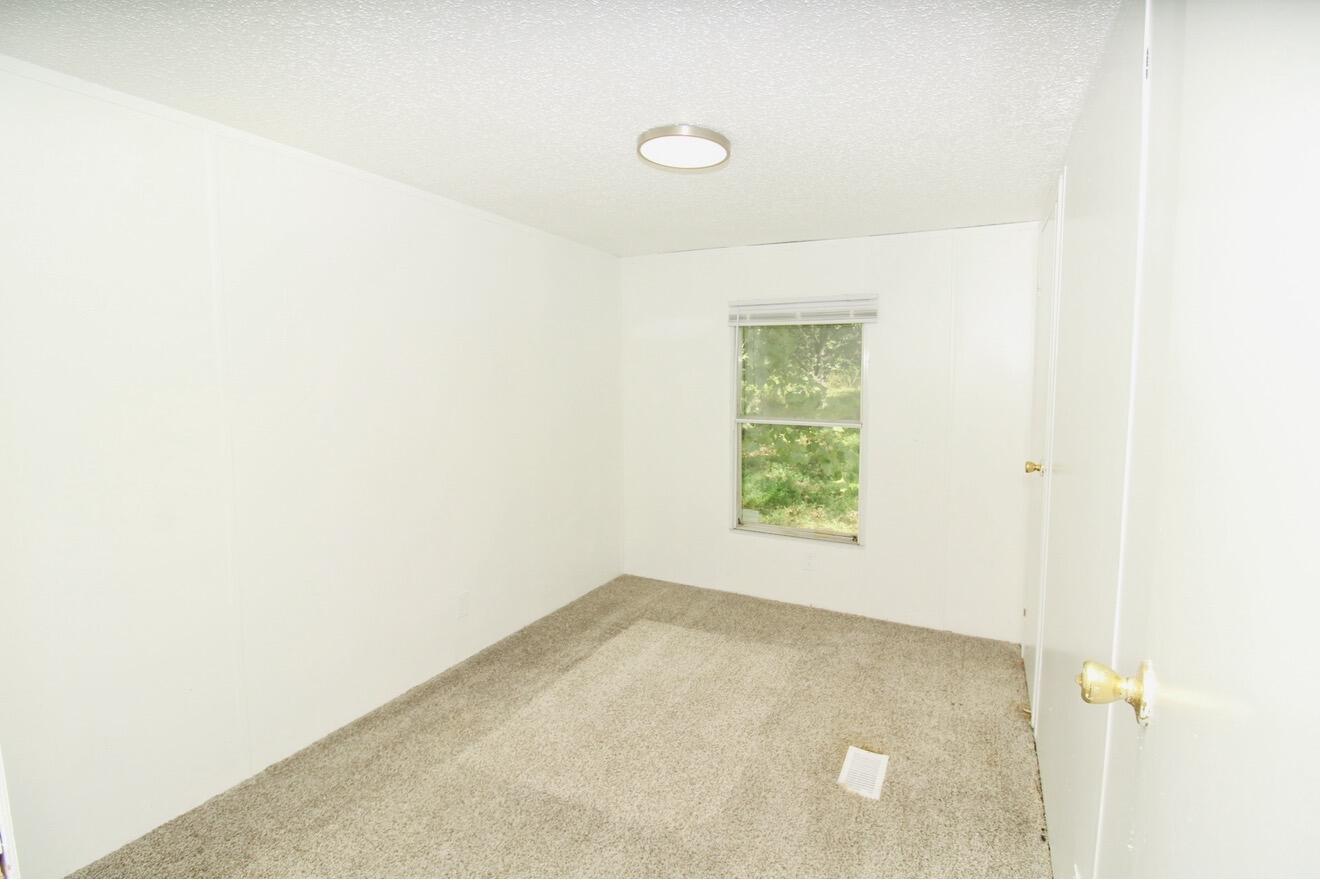 139 Jenkins Road Property Photo 28