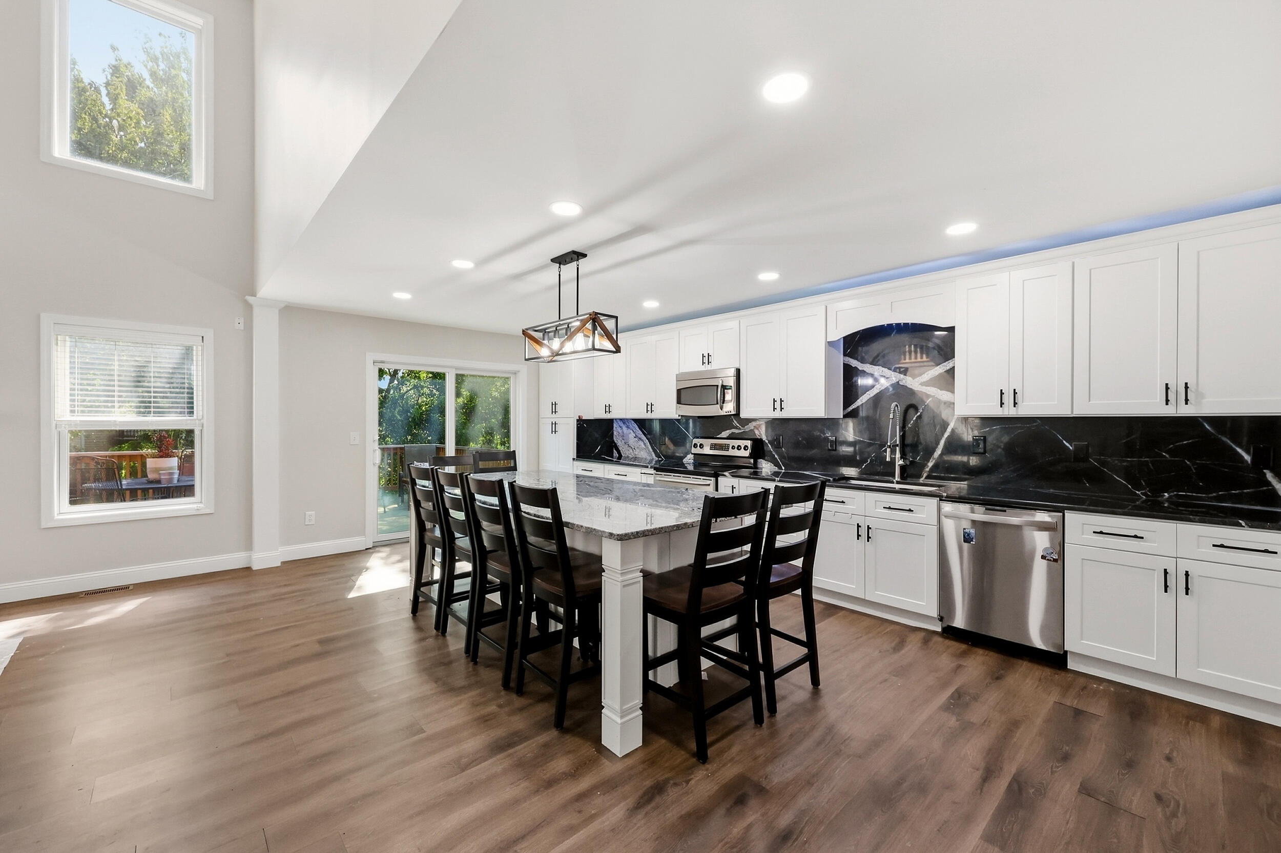 110 Stapleton Way Property Photo 3