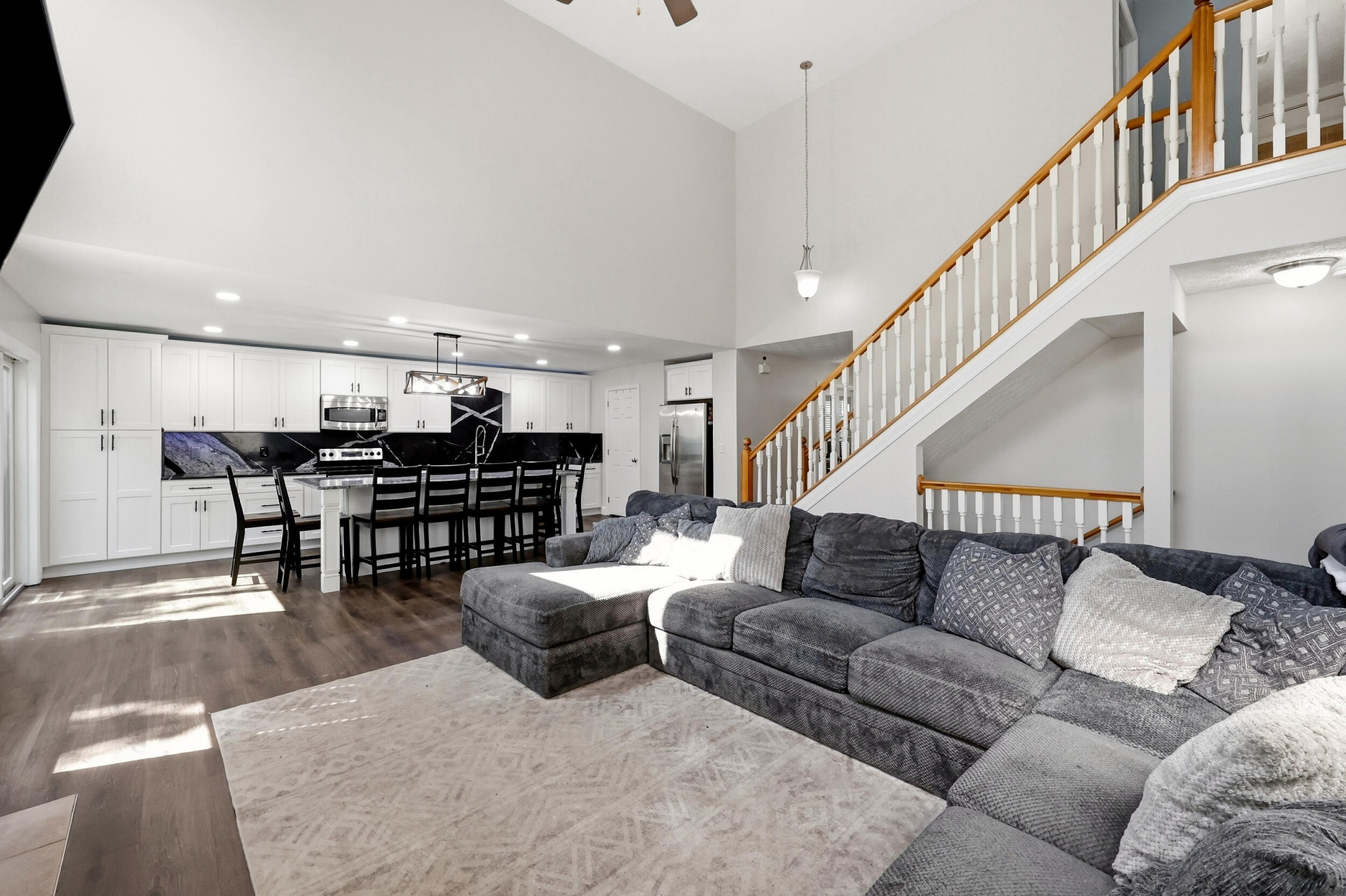 110 Stapleton Way Property Photo 6