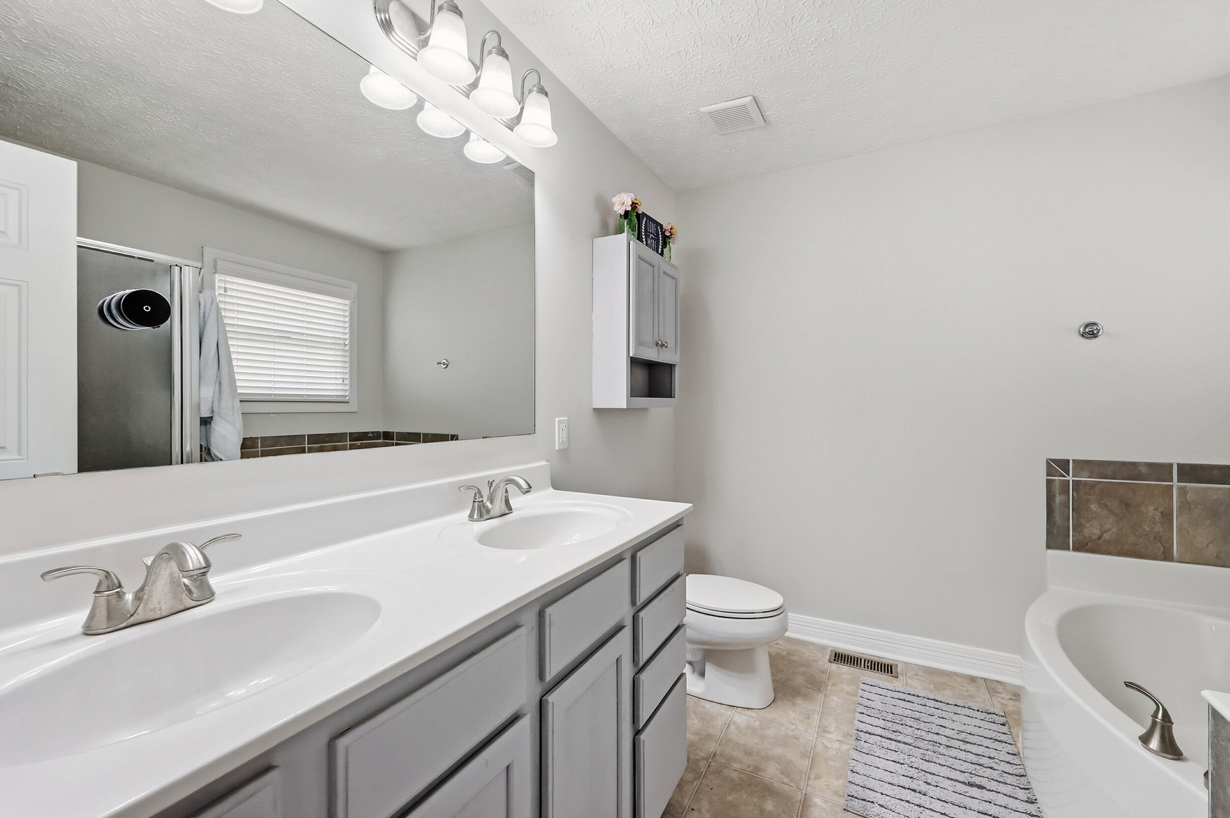 110 Stapleton Way Property Photo 17