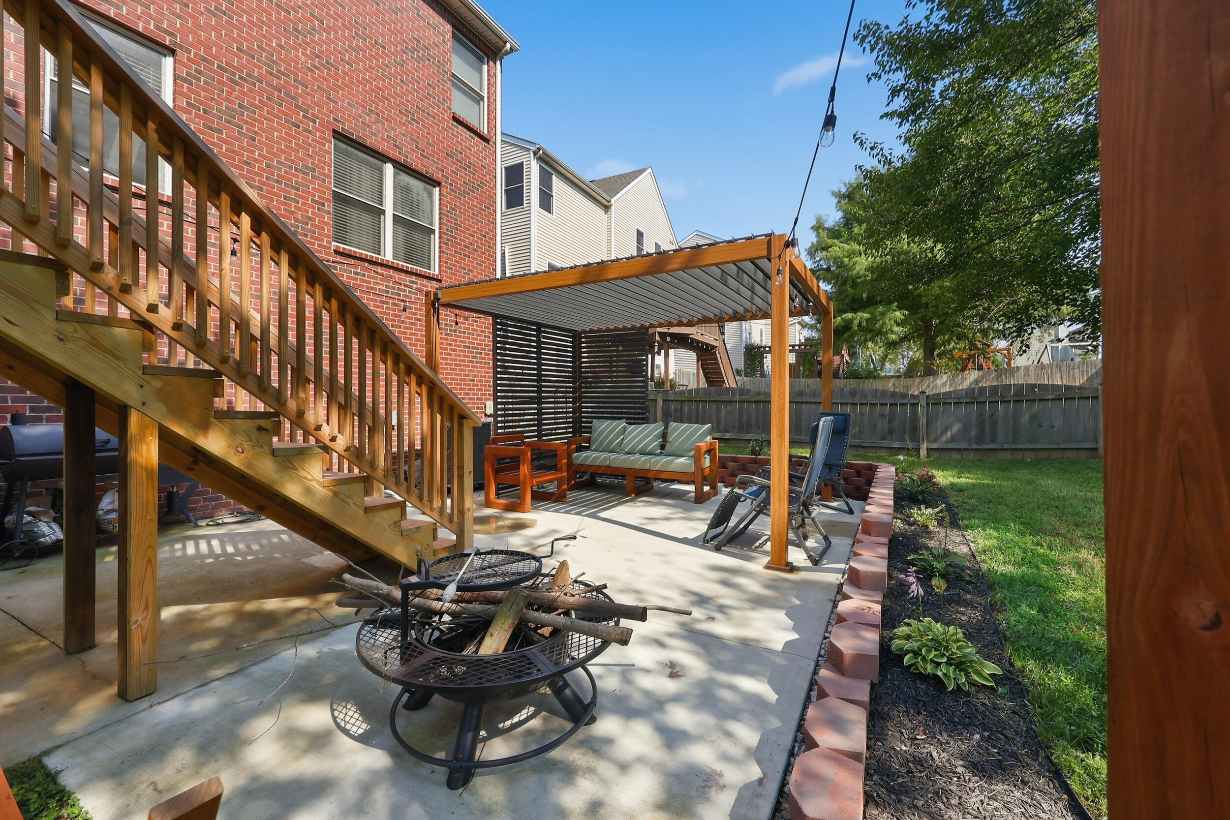 110 Stapleton Way Property Photo 29