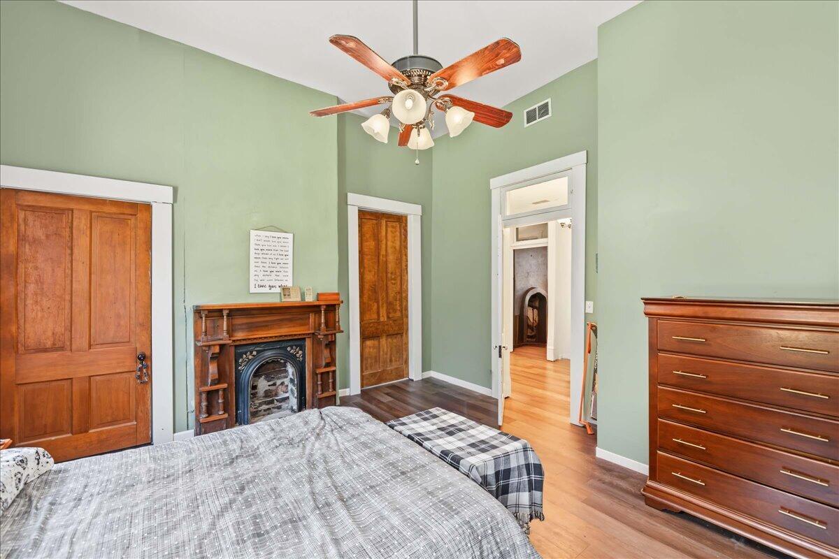 852 Kentucky Avenue Property Photo 23
