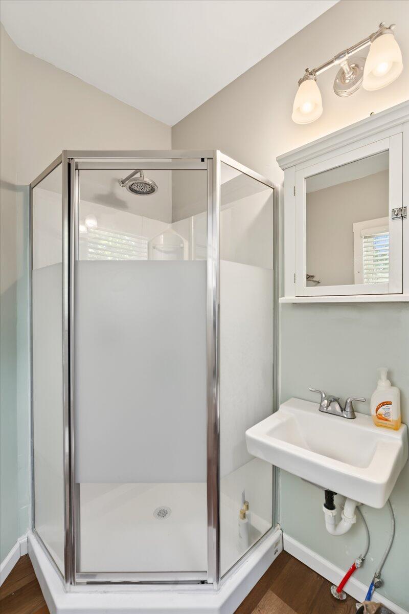 852 Kentucky Avenue Property Photo 30